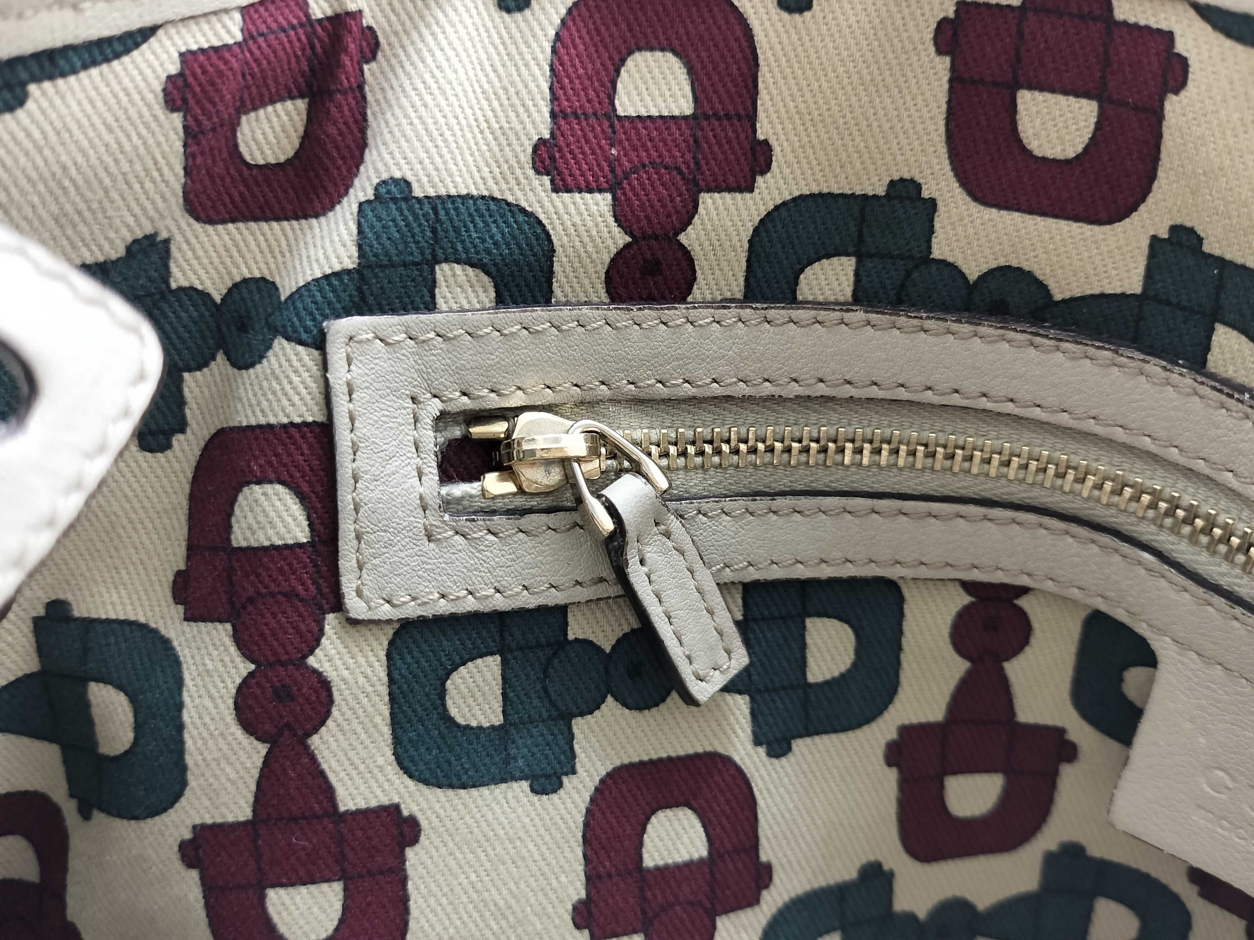 Guccissima Leather Handbag — view 13