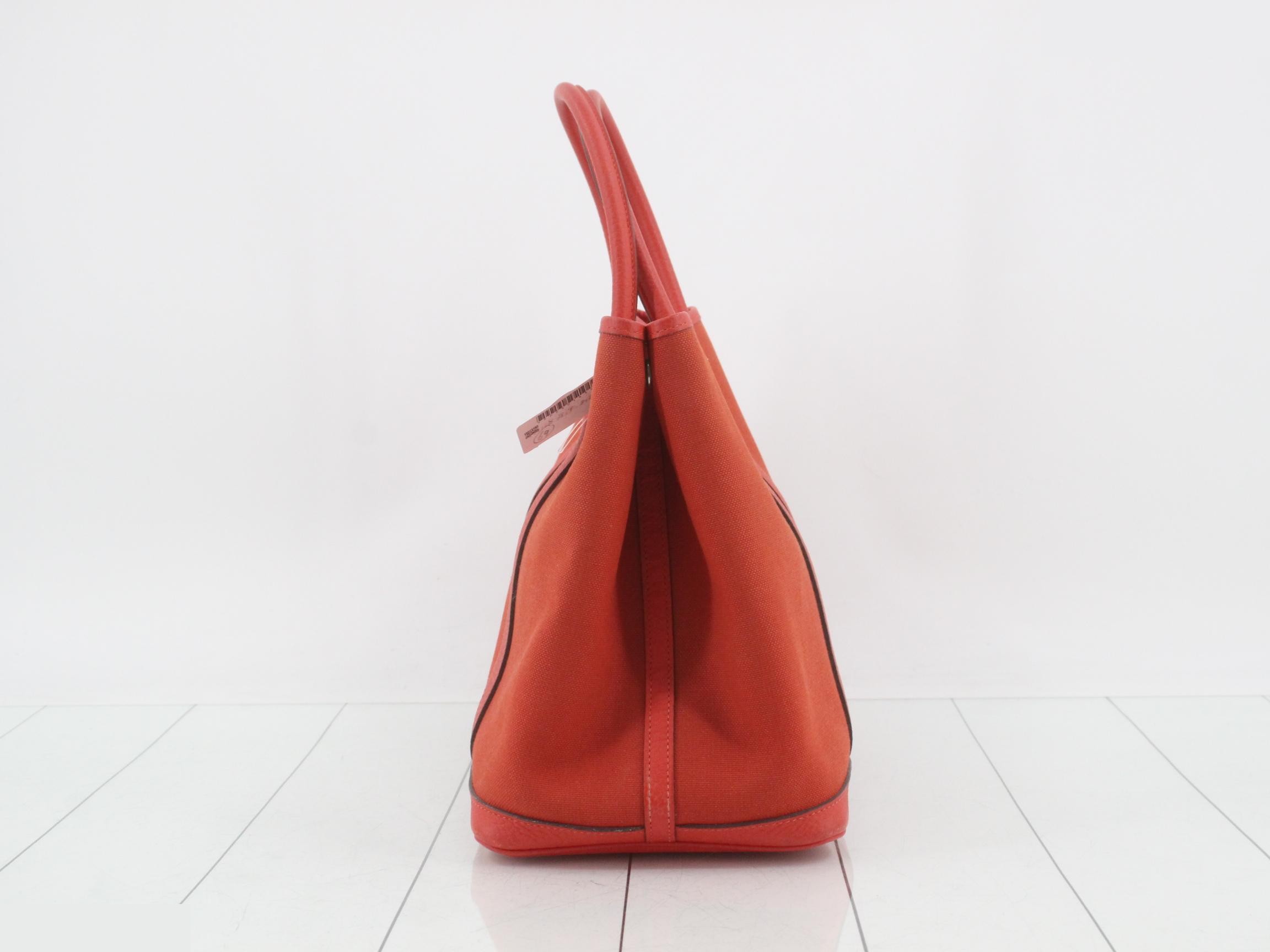 Garden Party Tote Bag (Red) — view 3