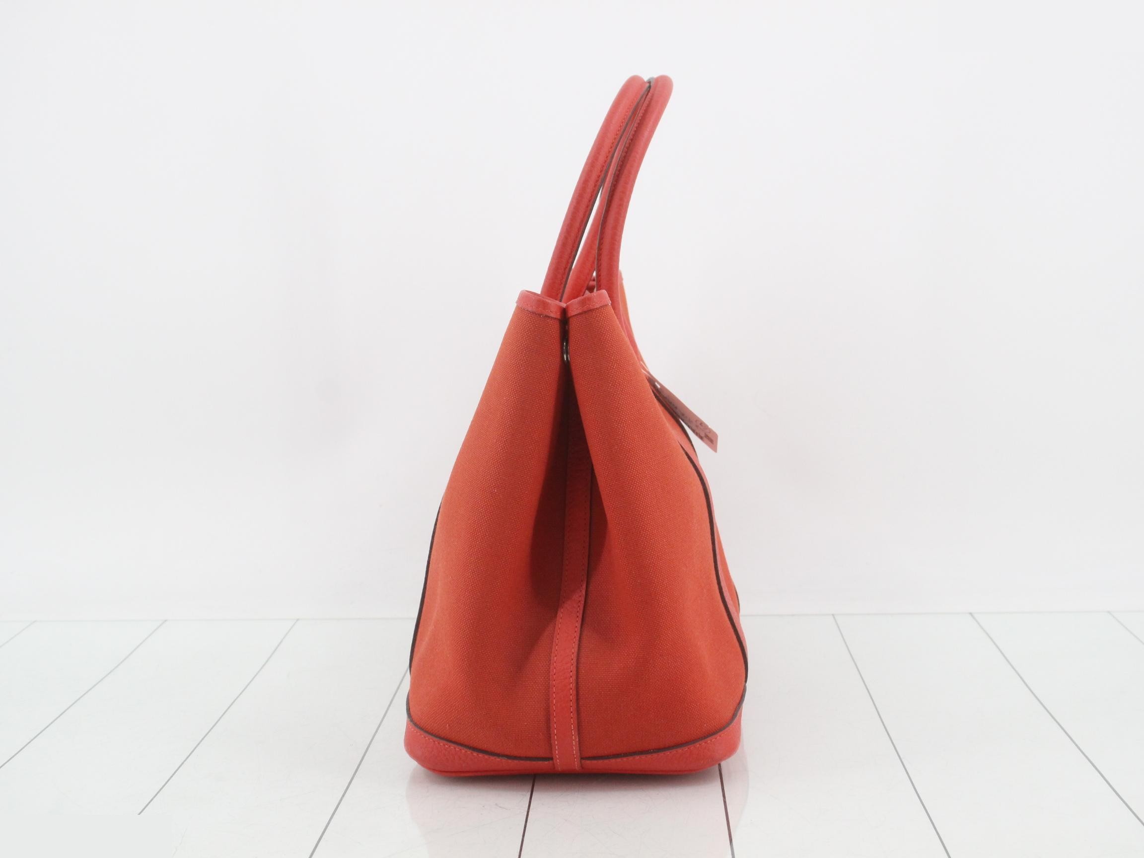 Garden Party Tote Bag (Red) — view 4