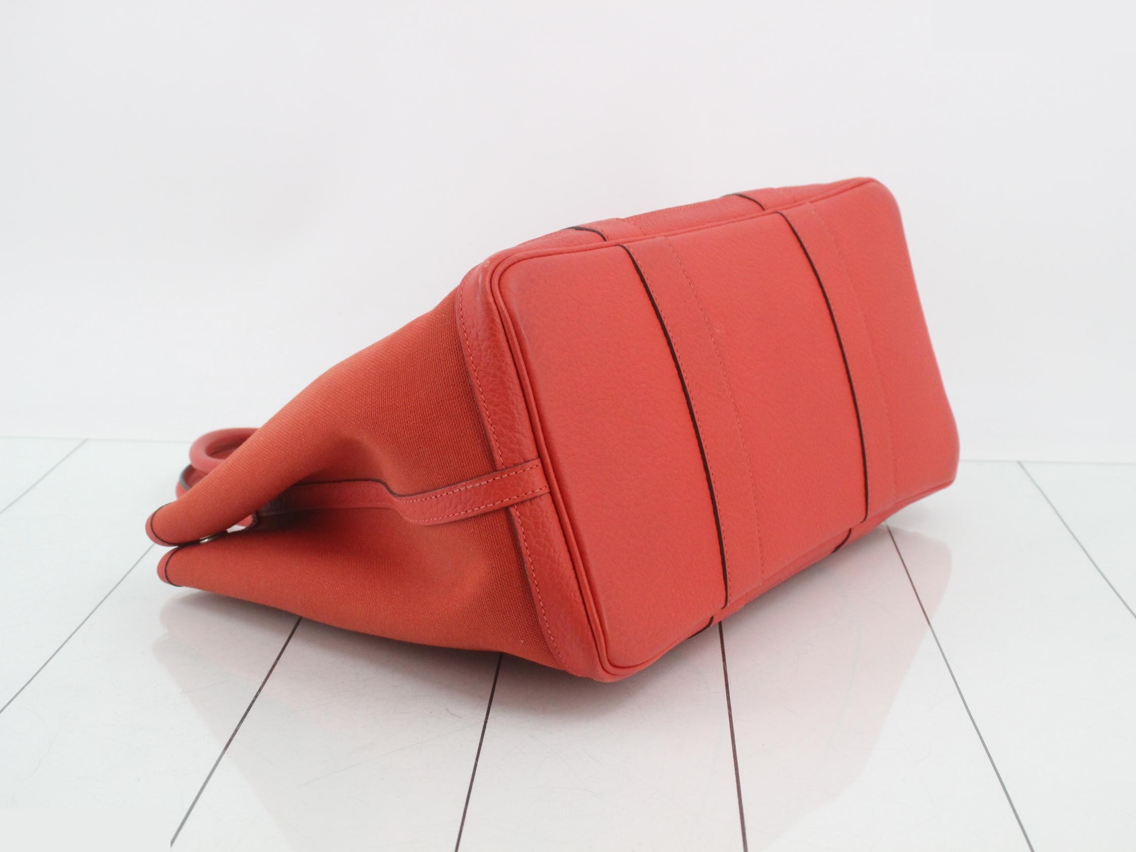 Garden Party Tote Bag (Red) — view 5
