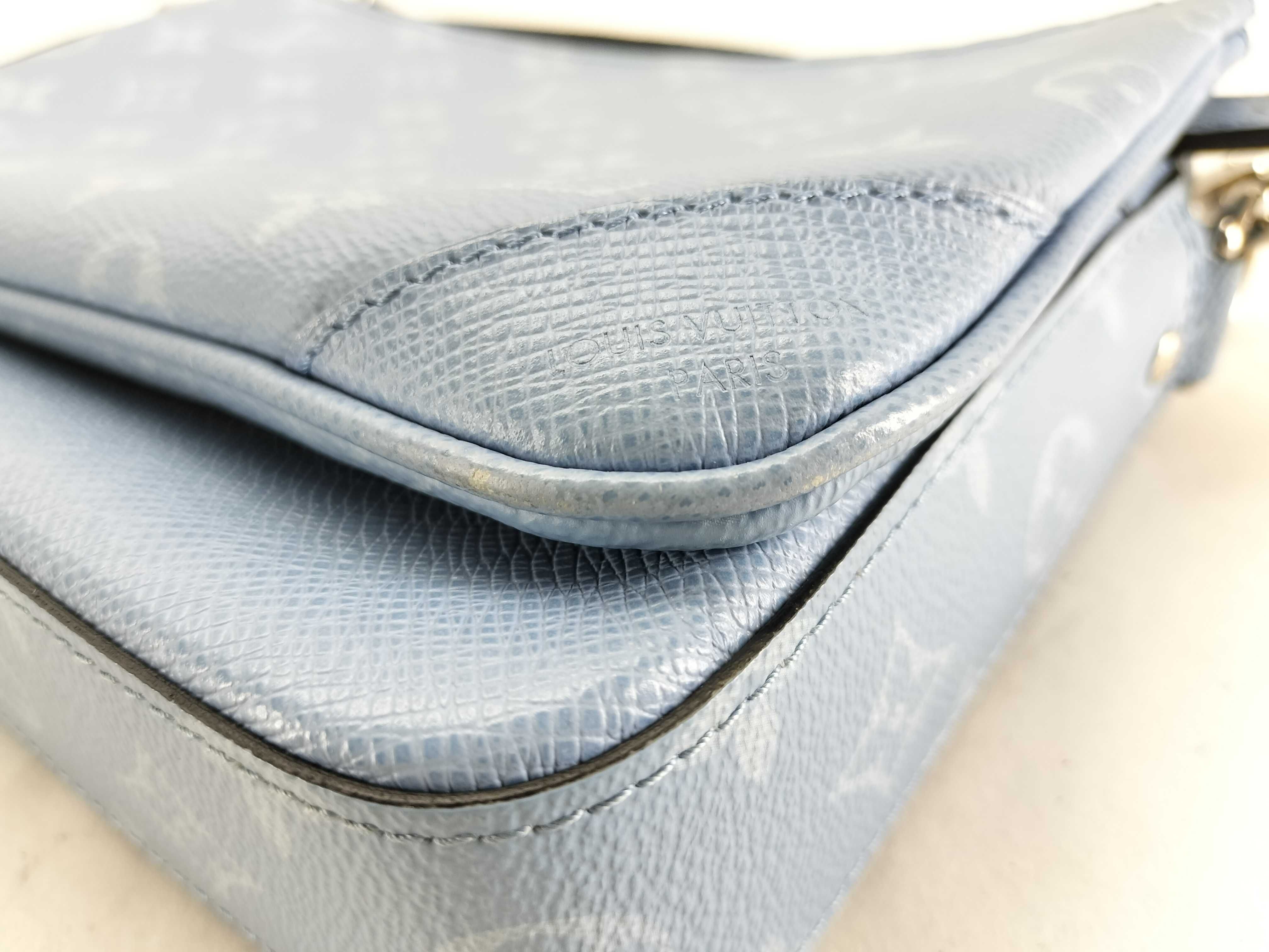 Taigarama Trio Messenger M14069 Blue (RFID detected) Shoulder Bag — view 6