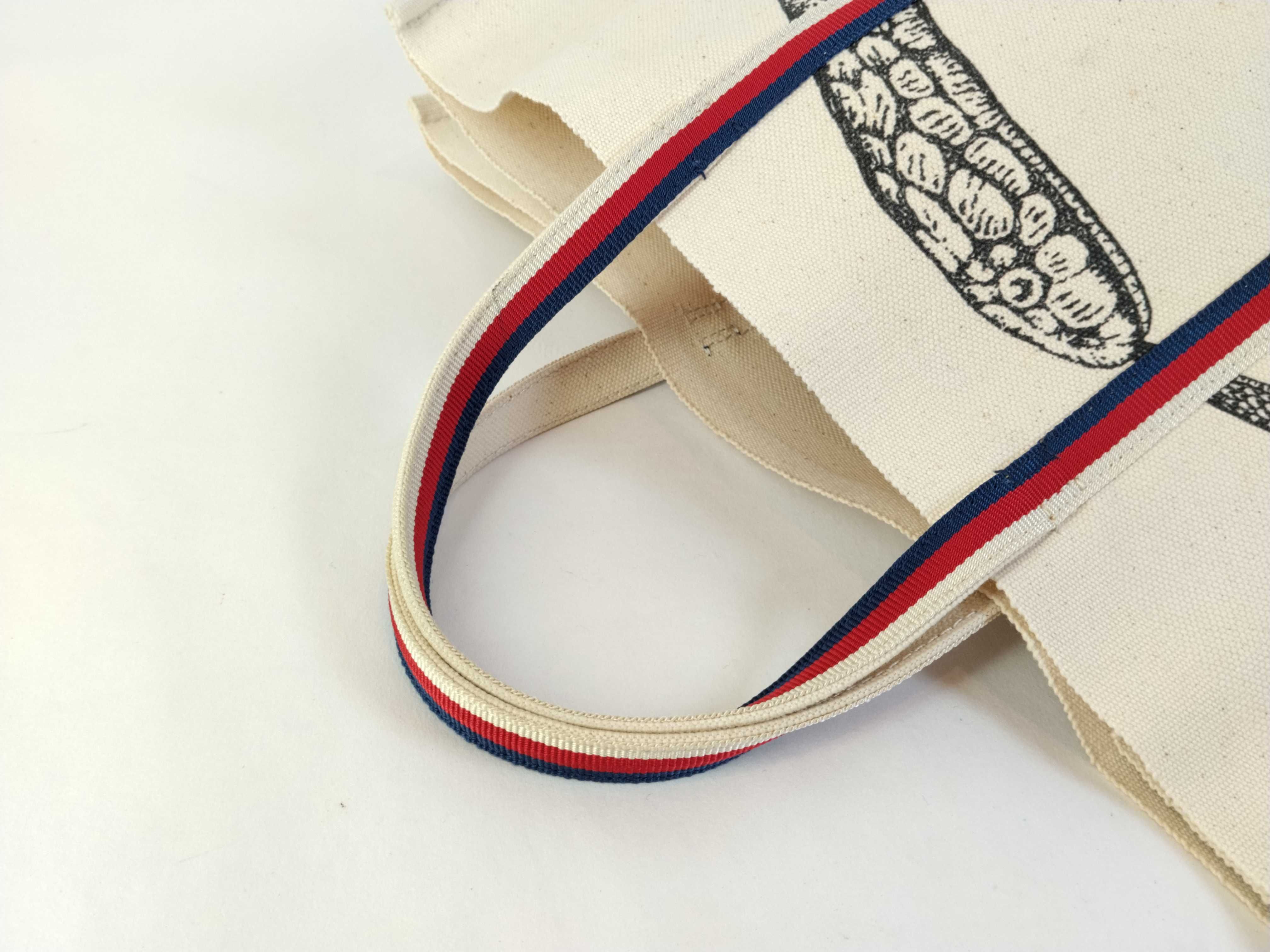 logo tote bag, canvas, beige, 484690 tote bag — view 3