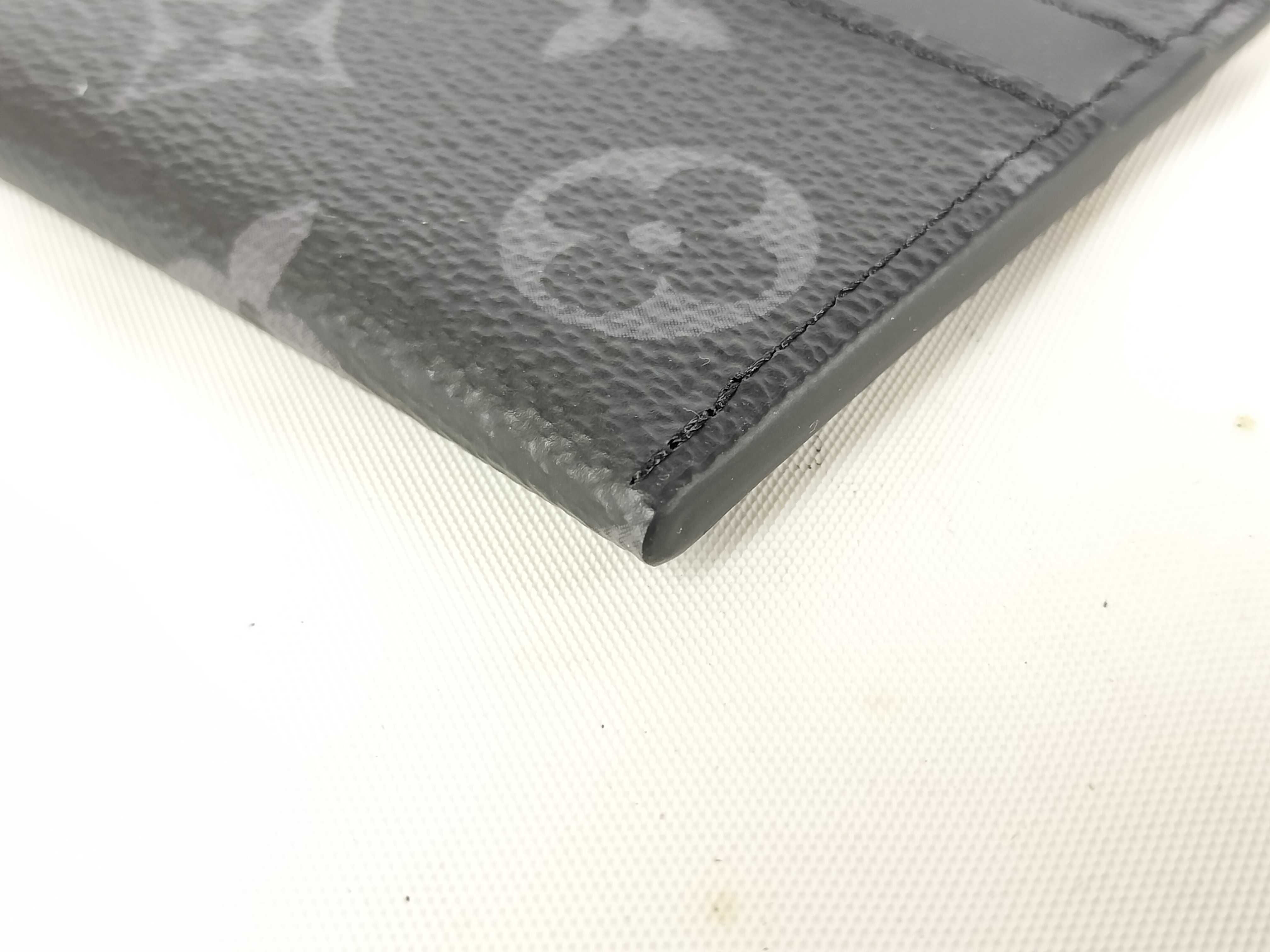 Monogram Eclipse Portecarte Double M62170 Card Case — view 2