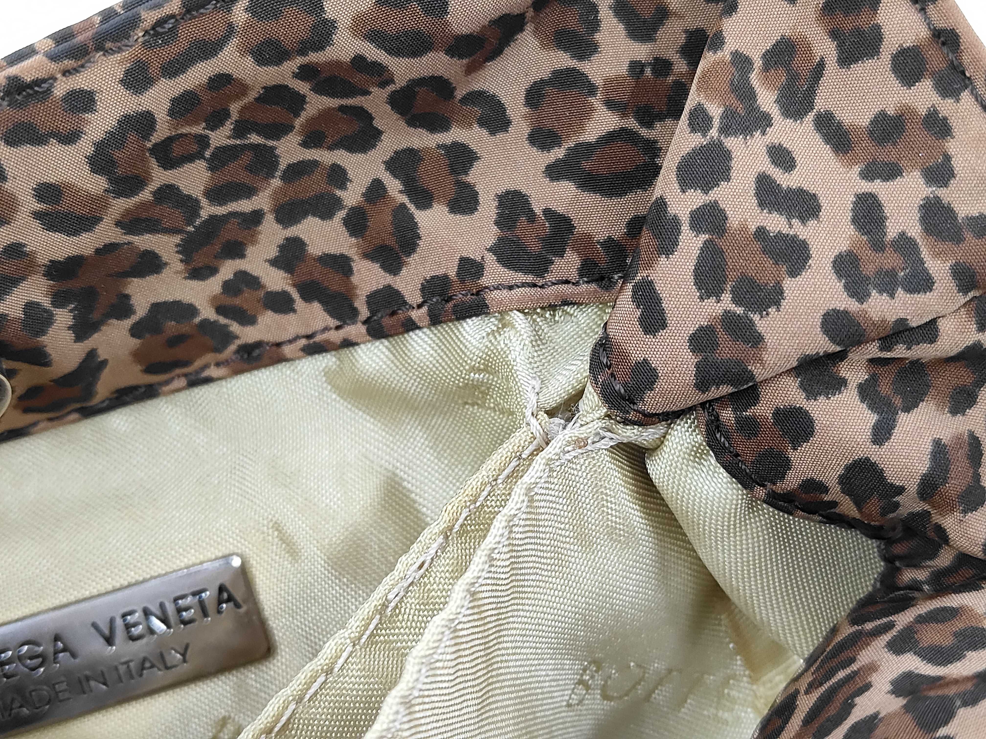 Intrecciato Bottega Veneta Leopard Print Handbag — view 10