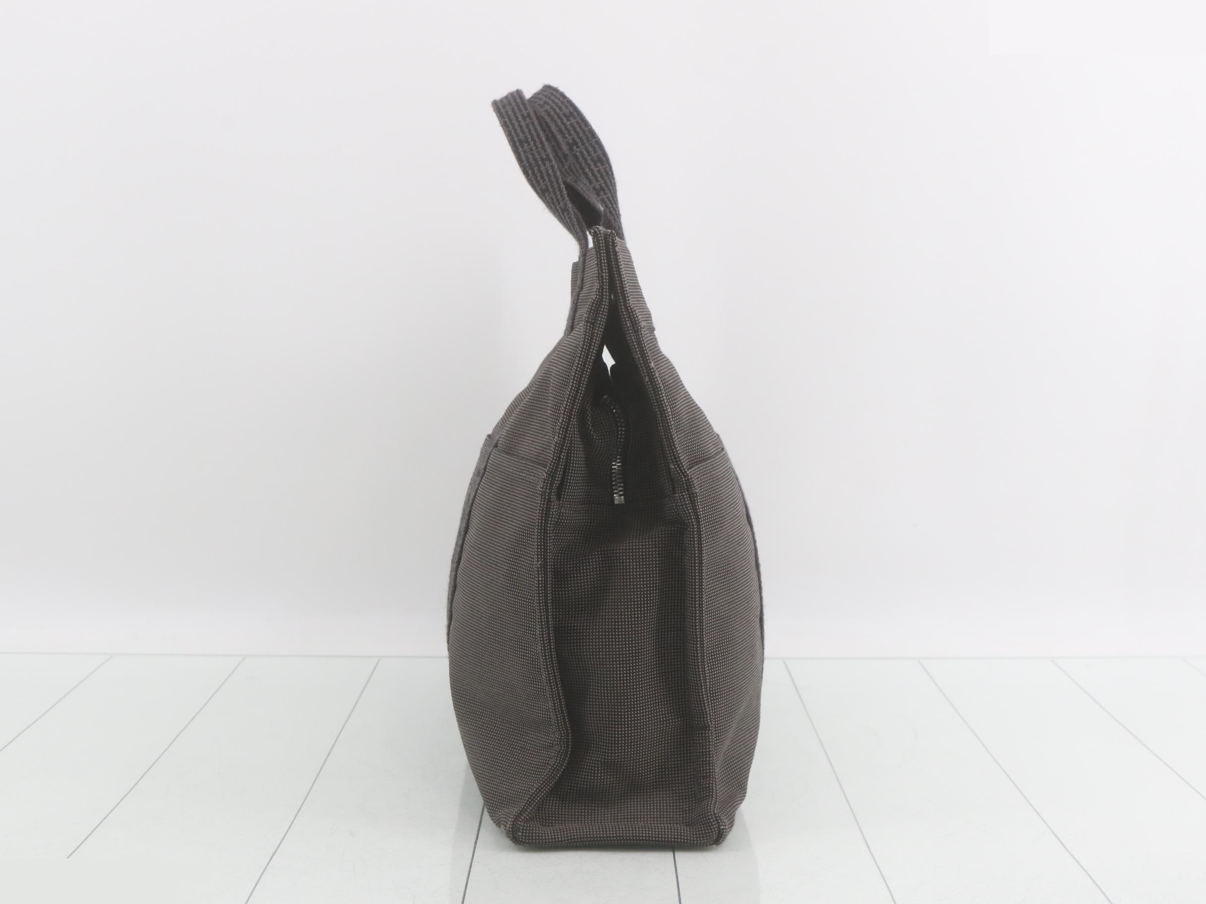 Aile Line Tote MM, Gray Canvas — view 4