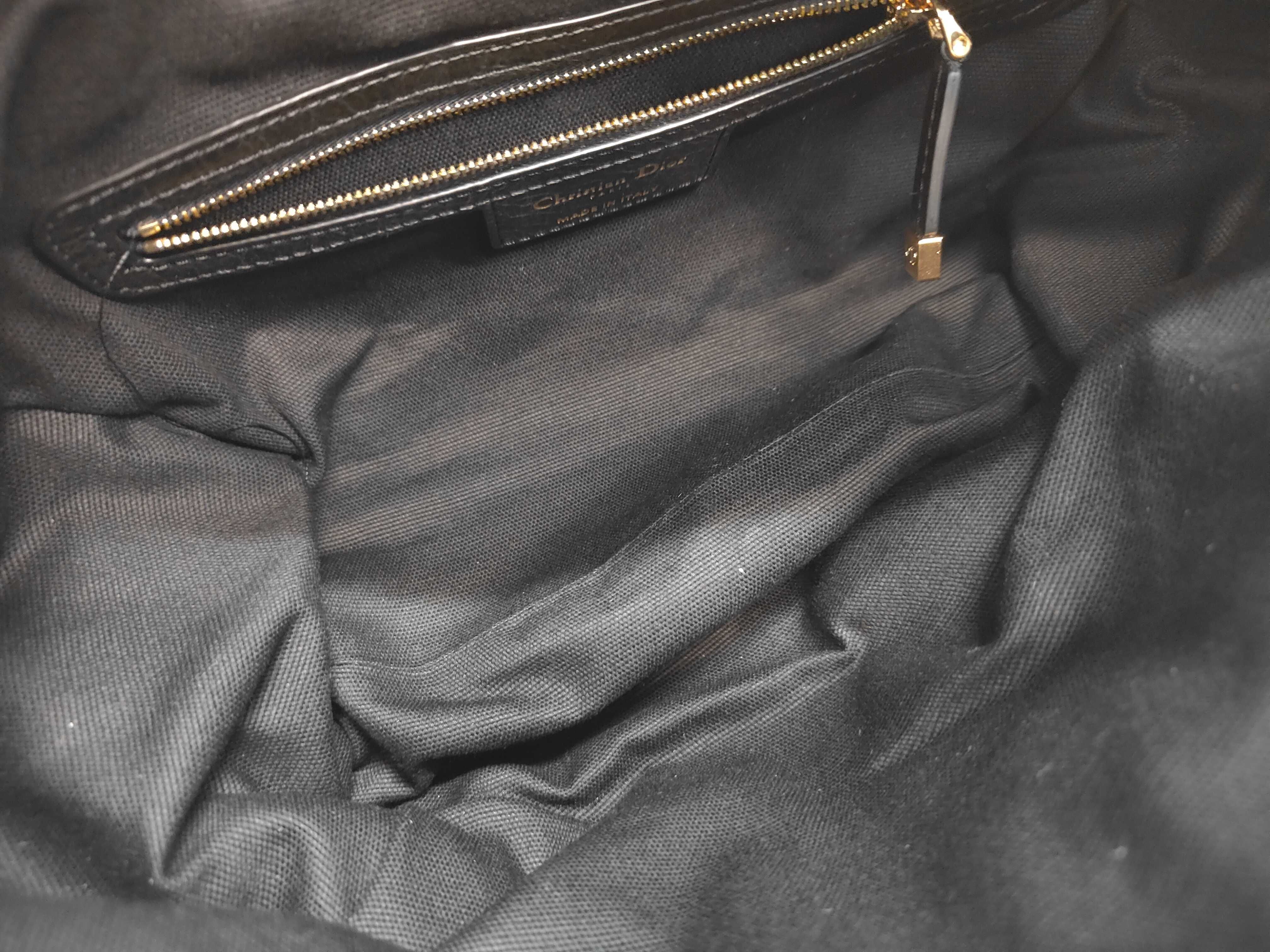 D Journey Small Hobo Shoulder Bag — view 9