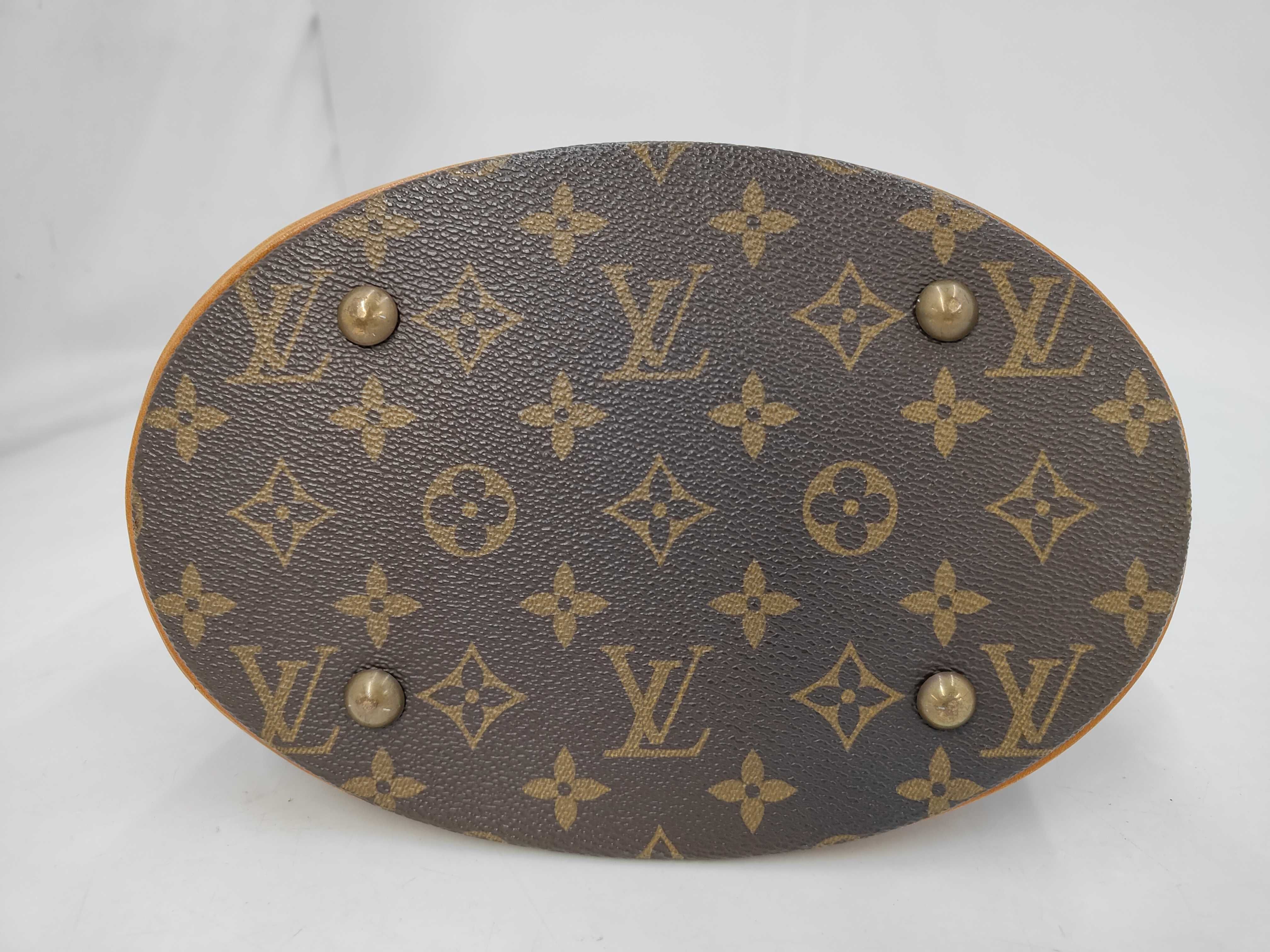 Monogram Bucket PM M42238 Tote Bag — view 7