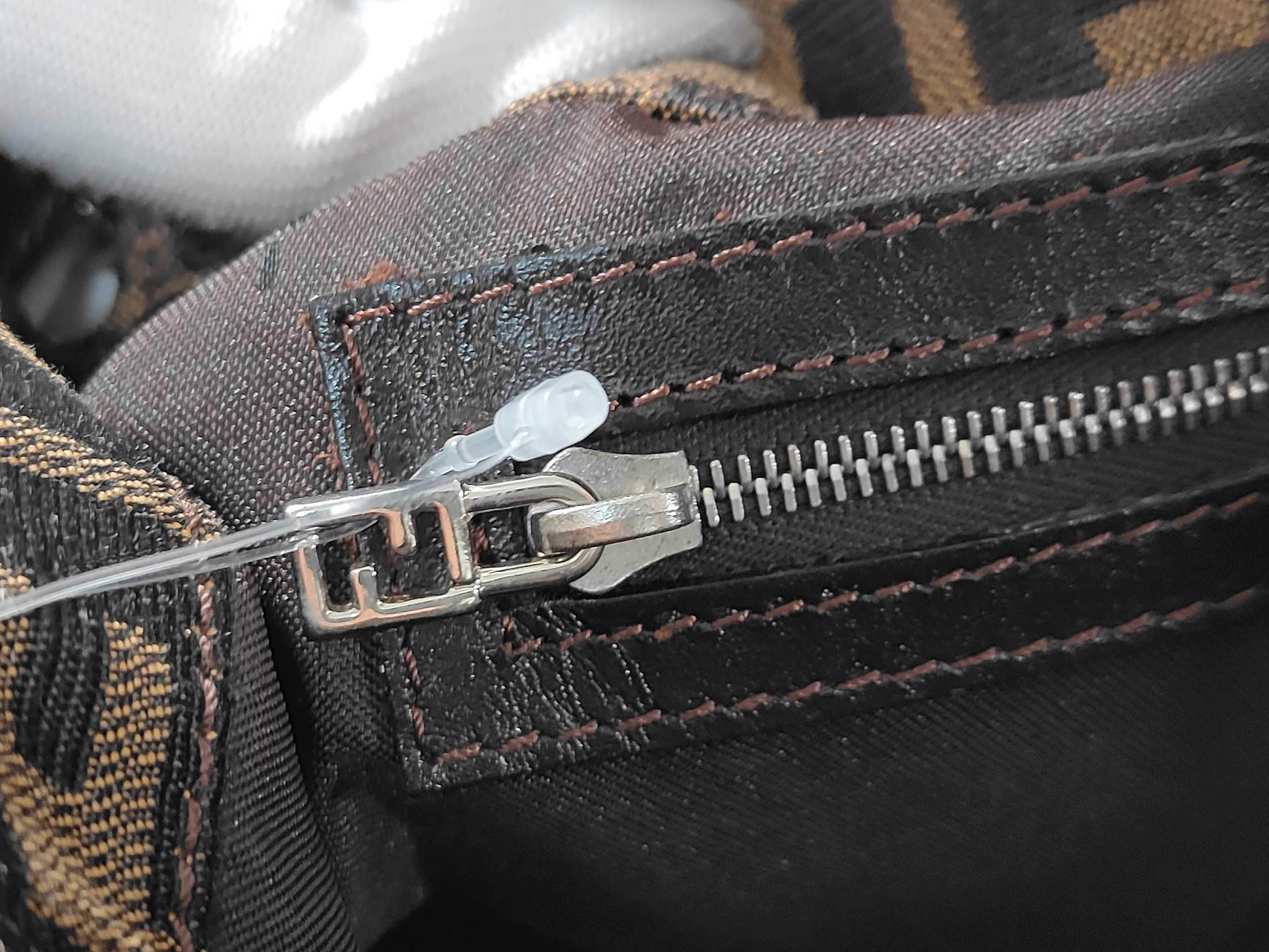 Zucca pattern Fendi Mamma Bucket Shoulder Bag — view 10
