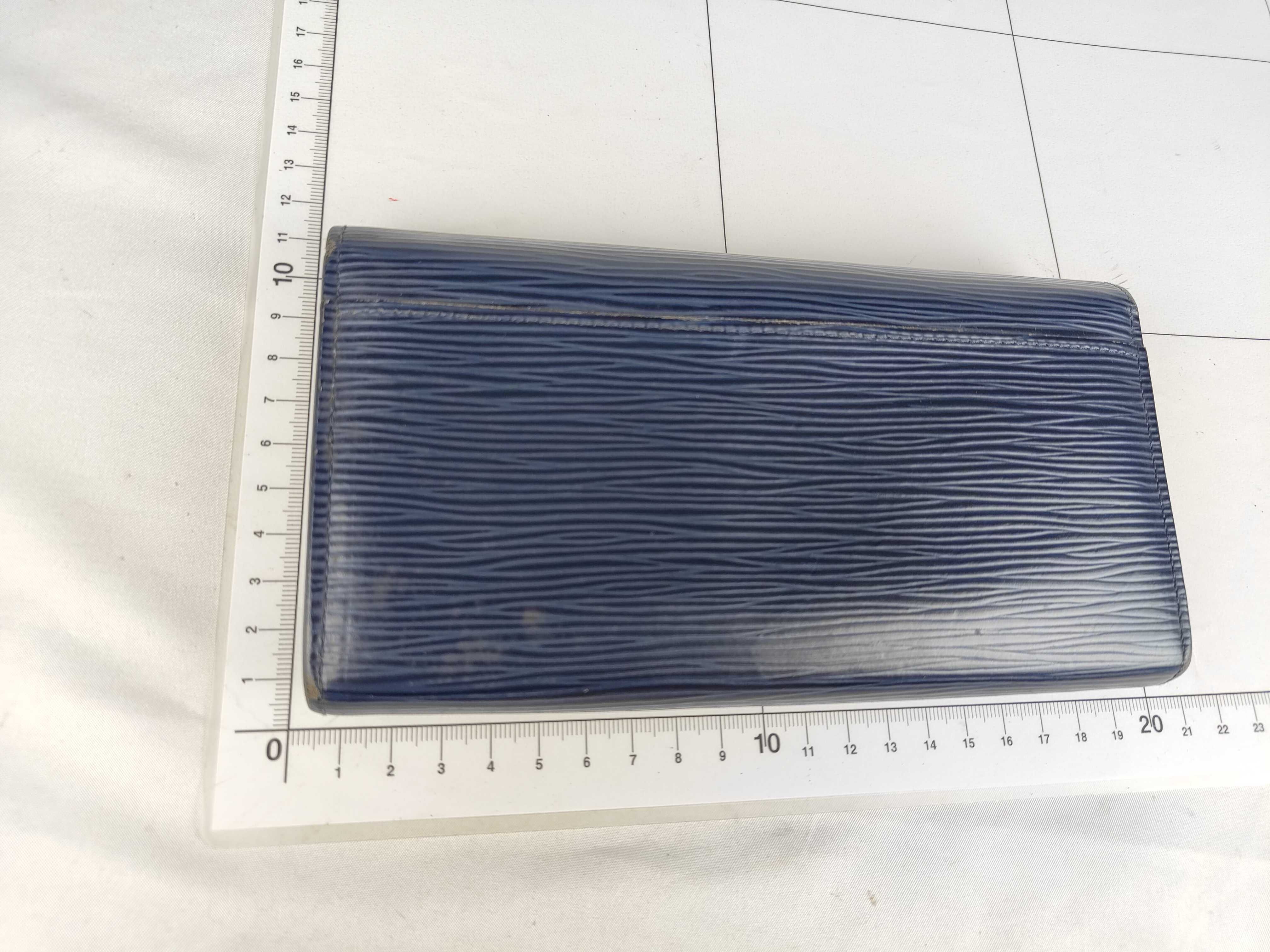 Epi Portefeuille Sarah Long Wallet — view 2