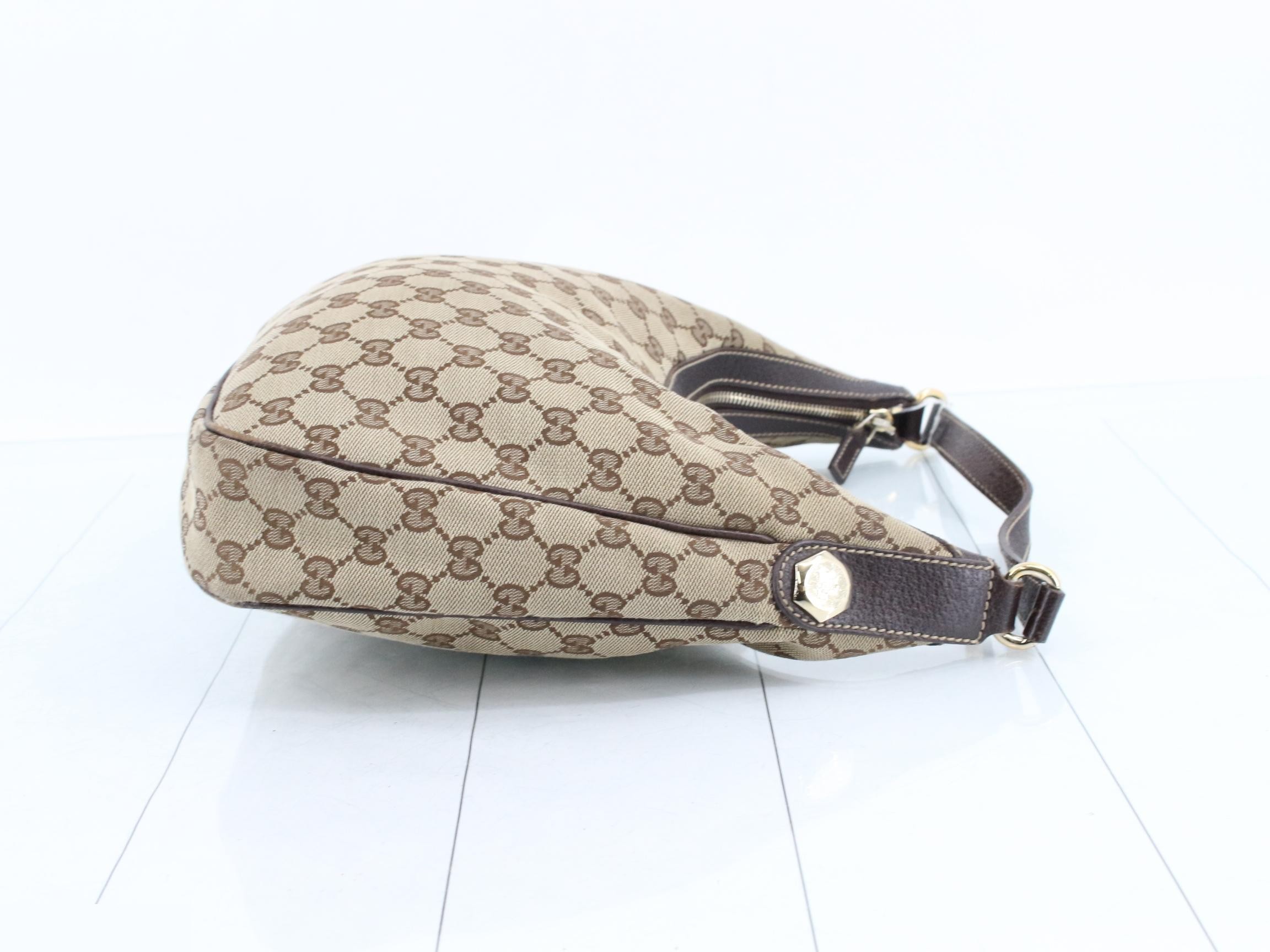 GG Canvas One-Shoulder Bag — view 3