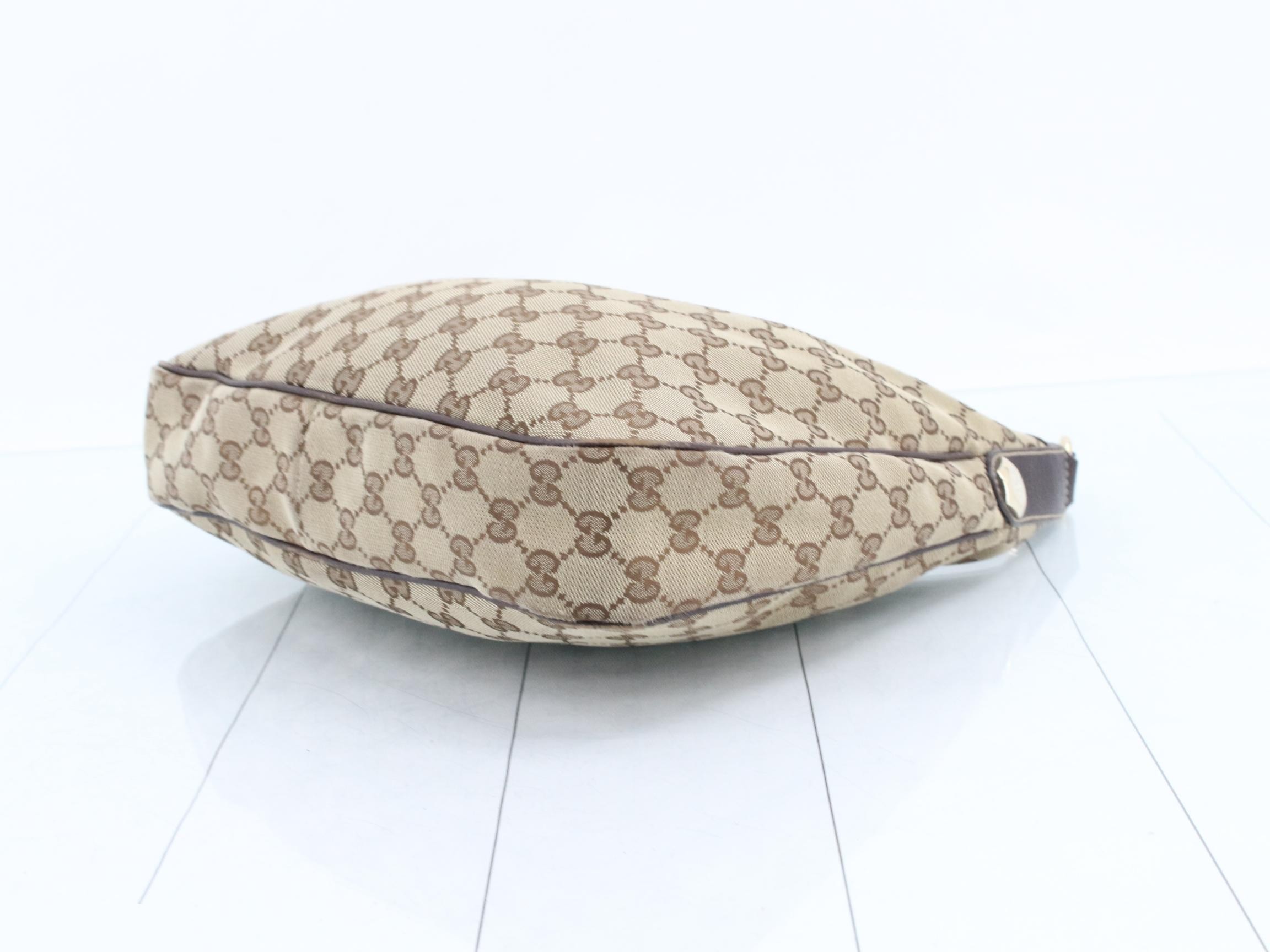 GG Canvas One-Shoulder Bag — view 6