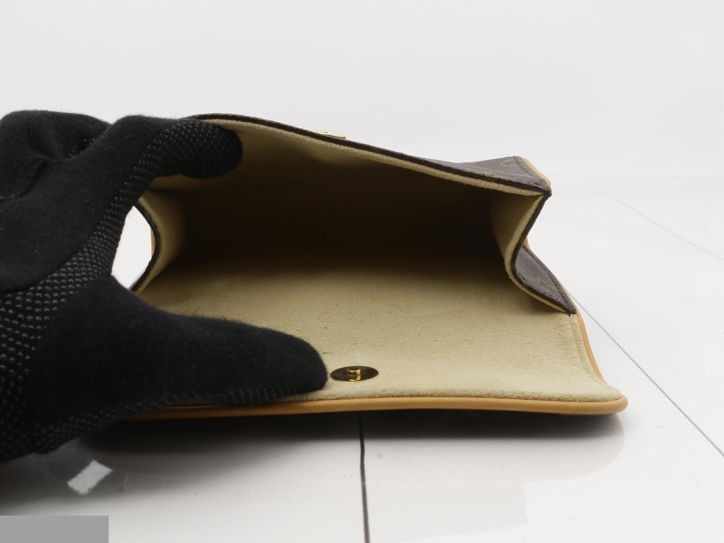 M51855 Pochette Florentine — view 4