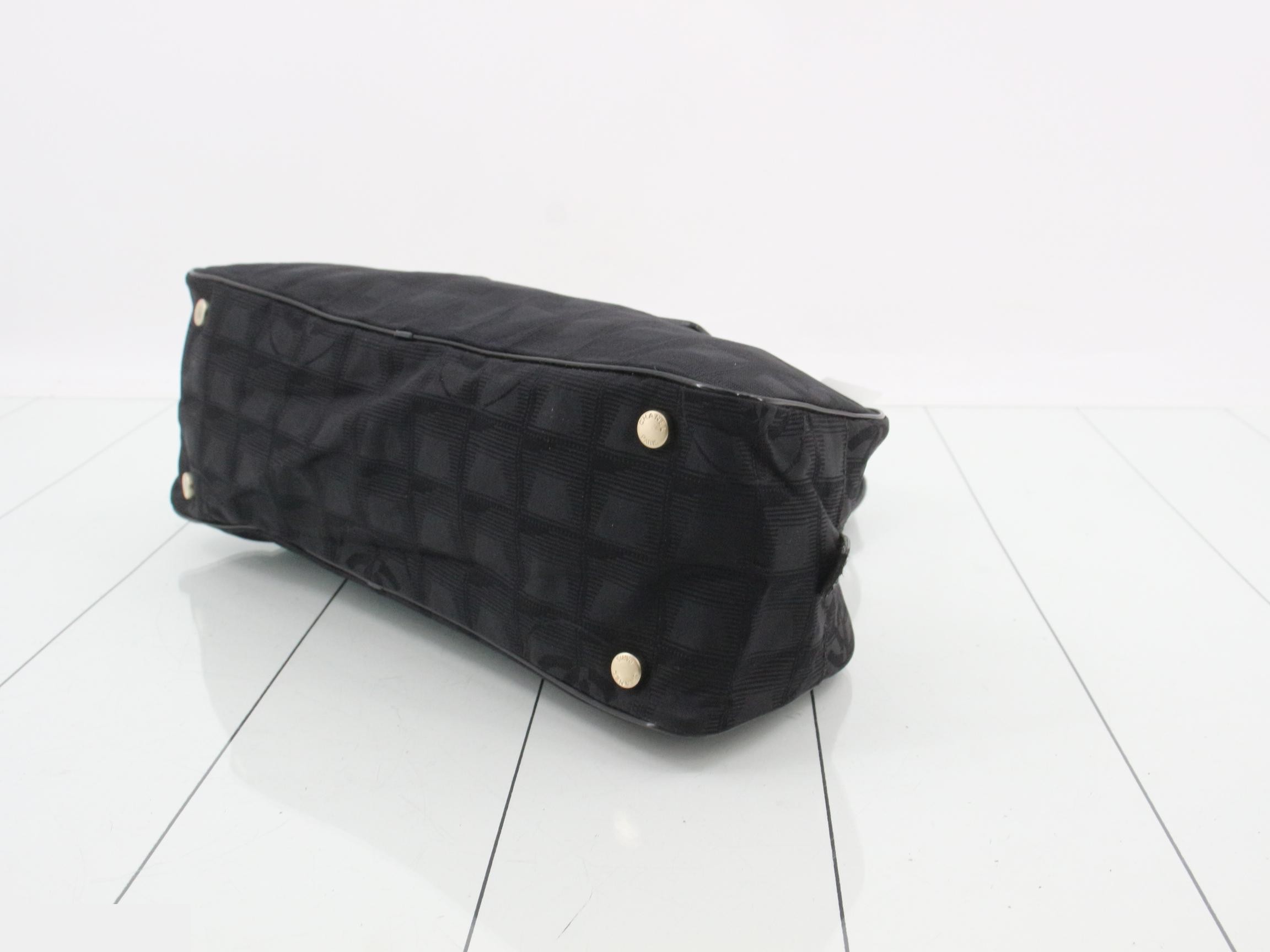 New Travel Line (Bag) - Handbag, Black — view 6