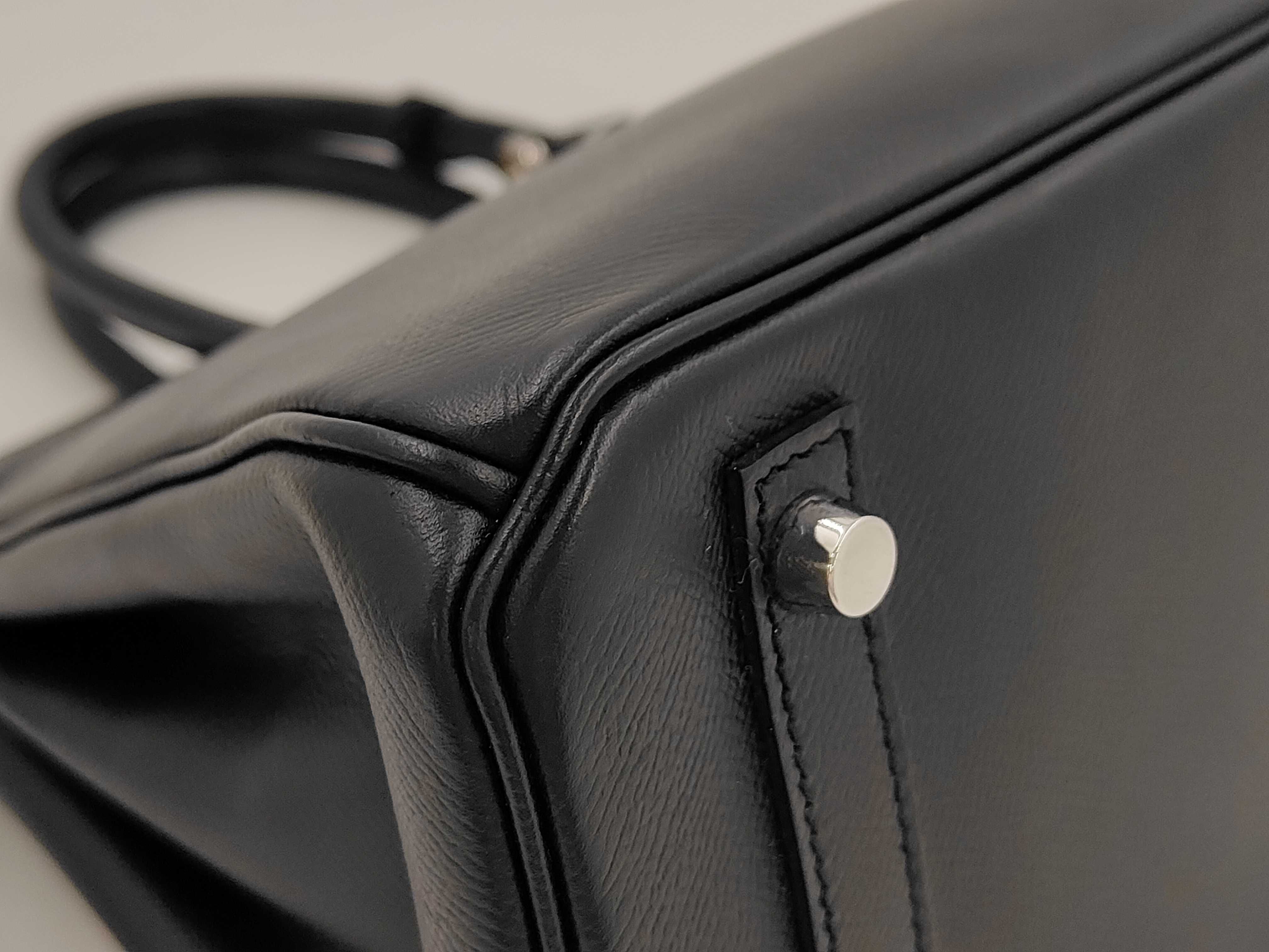 Birkin 30 C stamp Epsom leather Noir silver hardware handbag — view 4