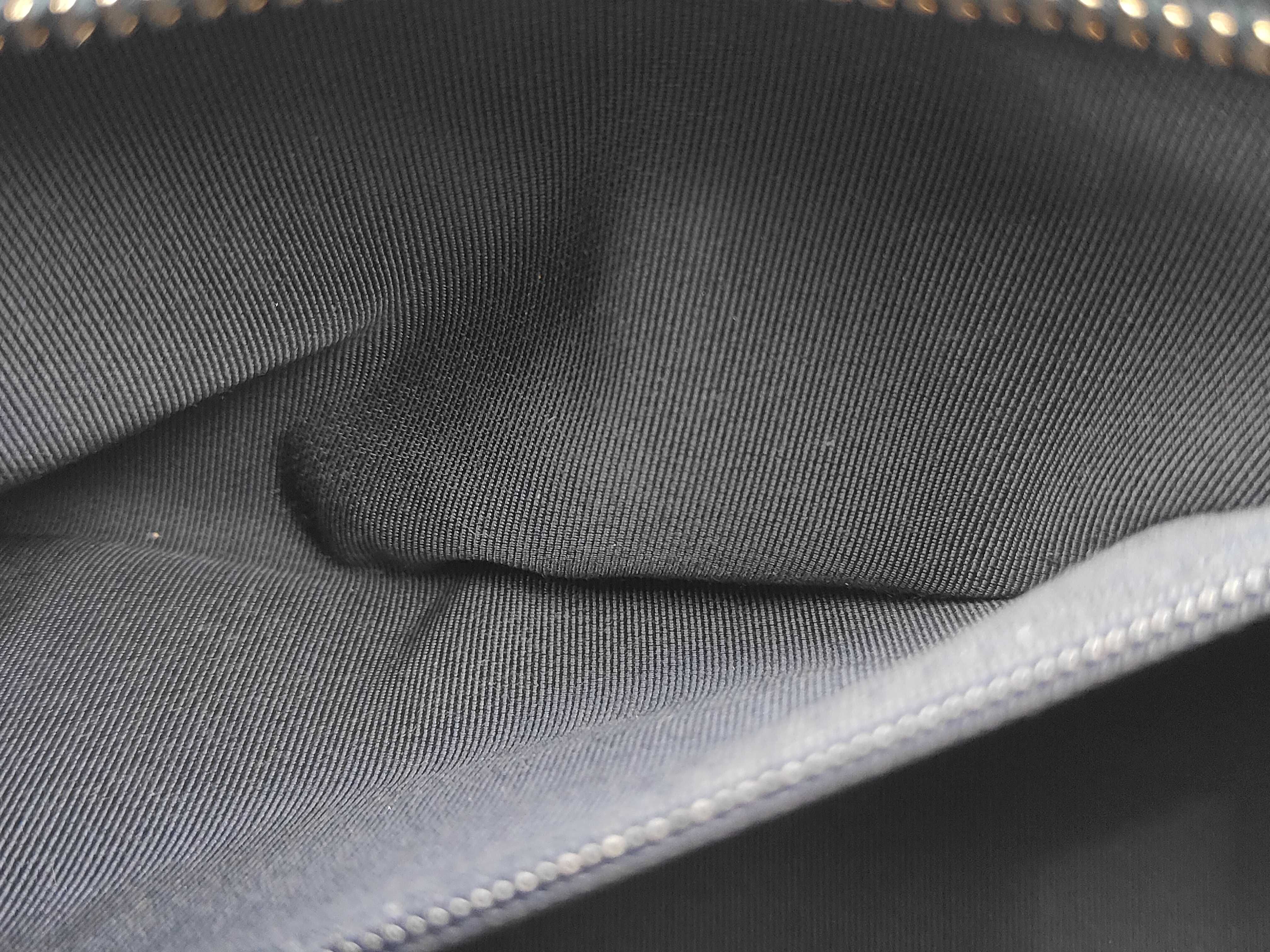 Gabrielle V-stitch Chevron Calfskin Shoulder Bag (Serial Number 29) — view 9