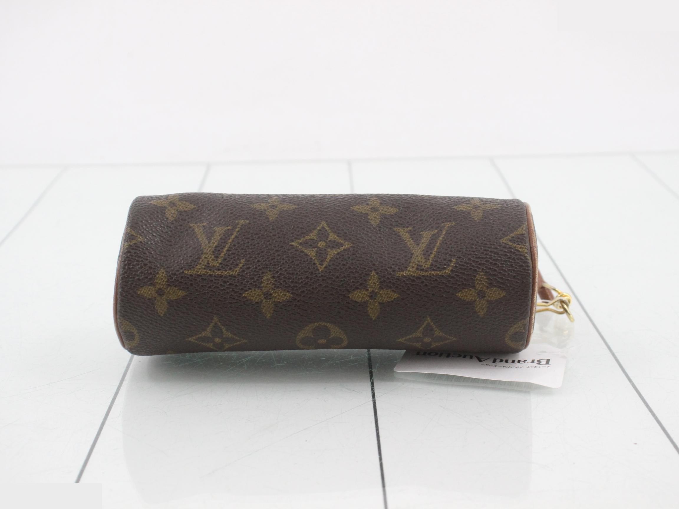 Papillon - Included Pouch — view 3