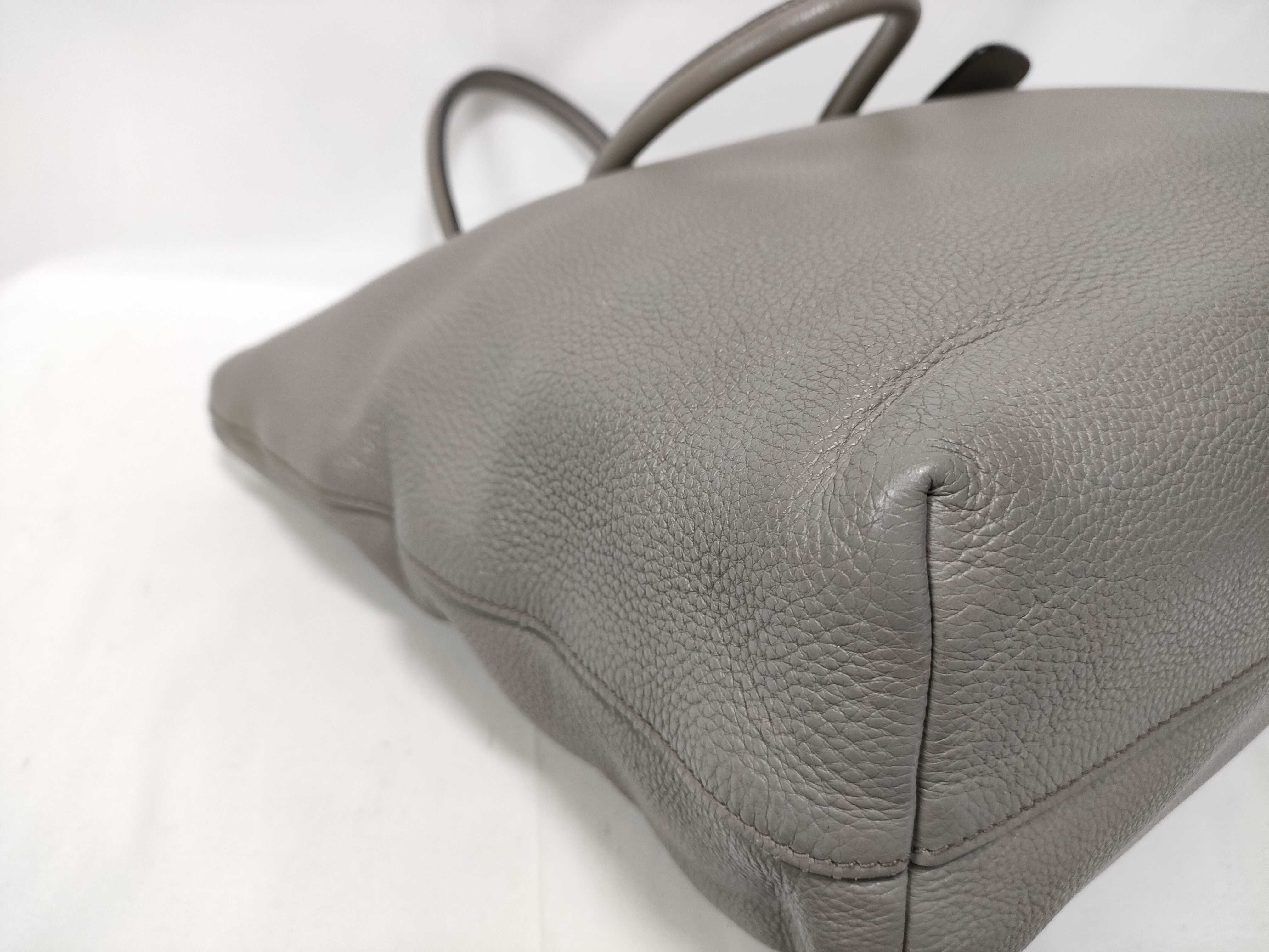 Vitello Phoenix Tote Bag — view 5