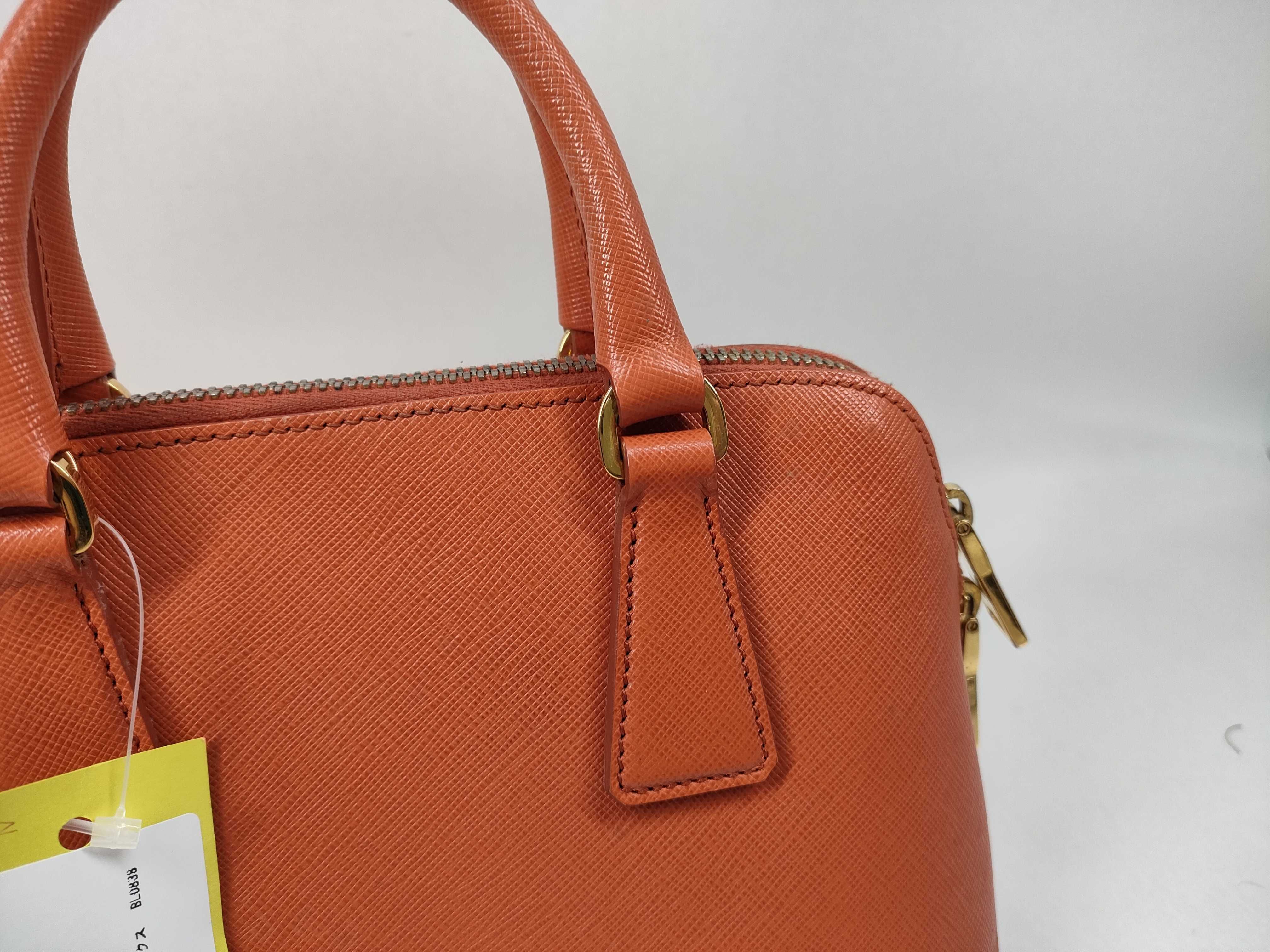 Saffiano Lacquer BL0838 Handbag — view 3