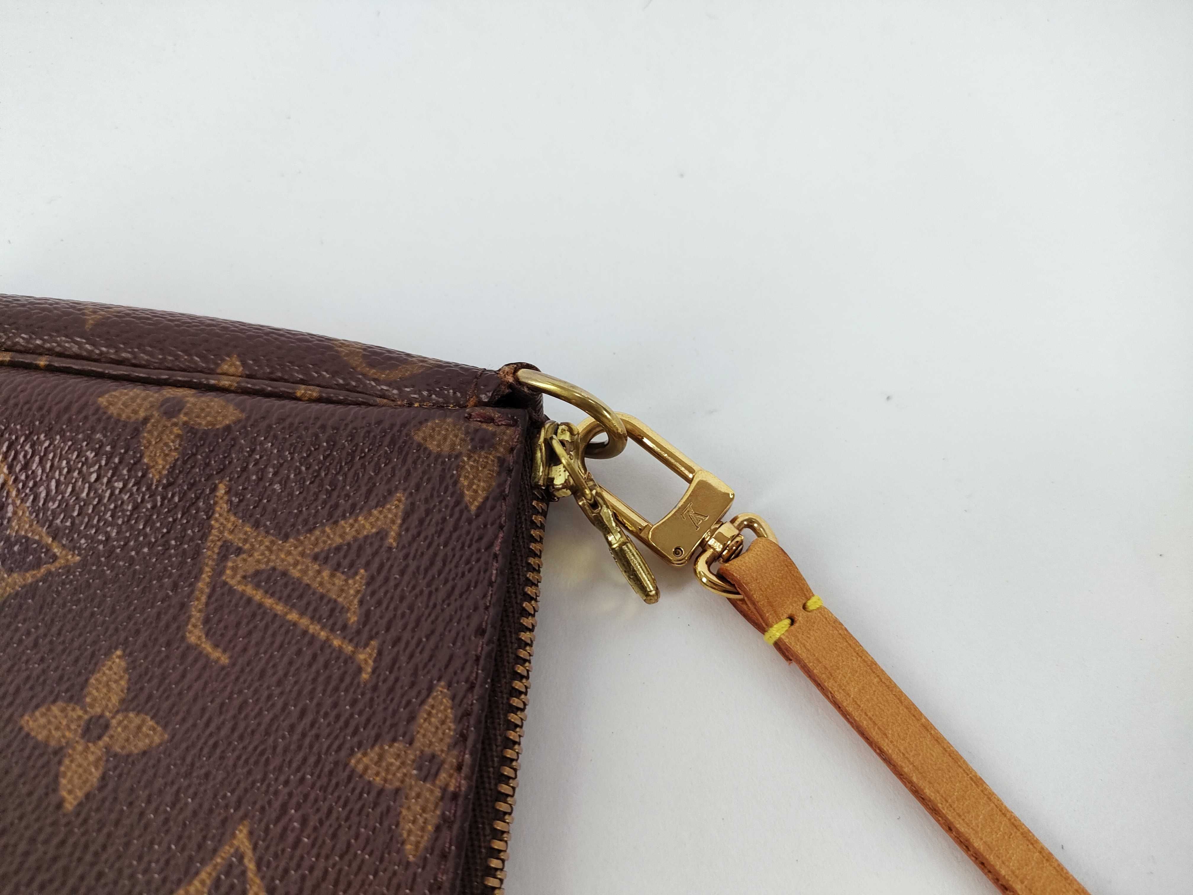 Monogram Louis Vuitton Monogram Pochette Accessoires M51980 Brown PVC Pouch — view 5