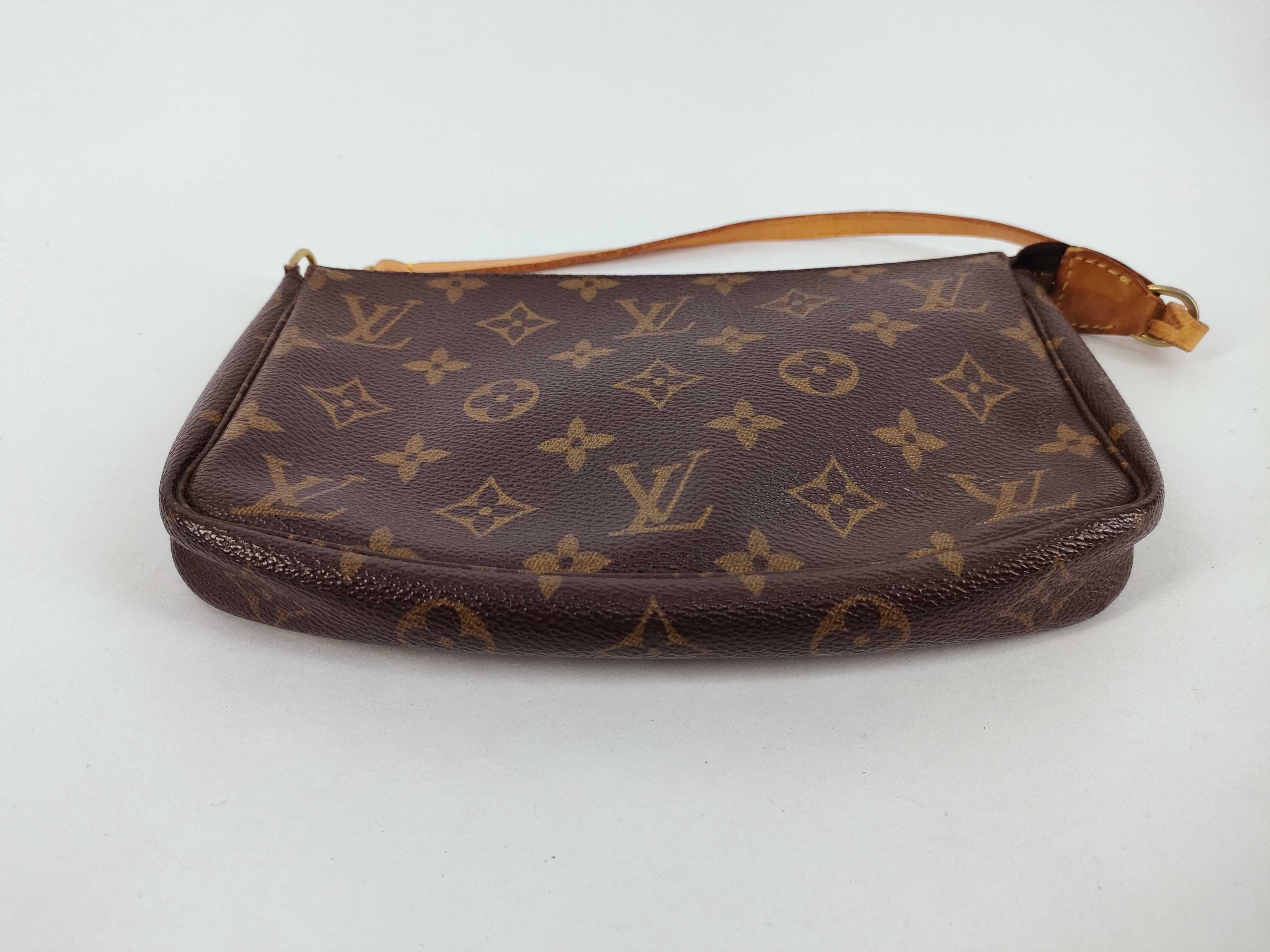 Monogram Louis Vuitton Monogram Pochette Accessoires M51980 Brown PVC Pouch — view 9