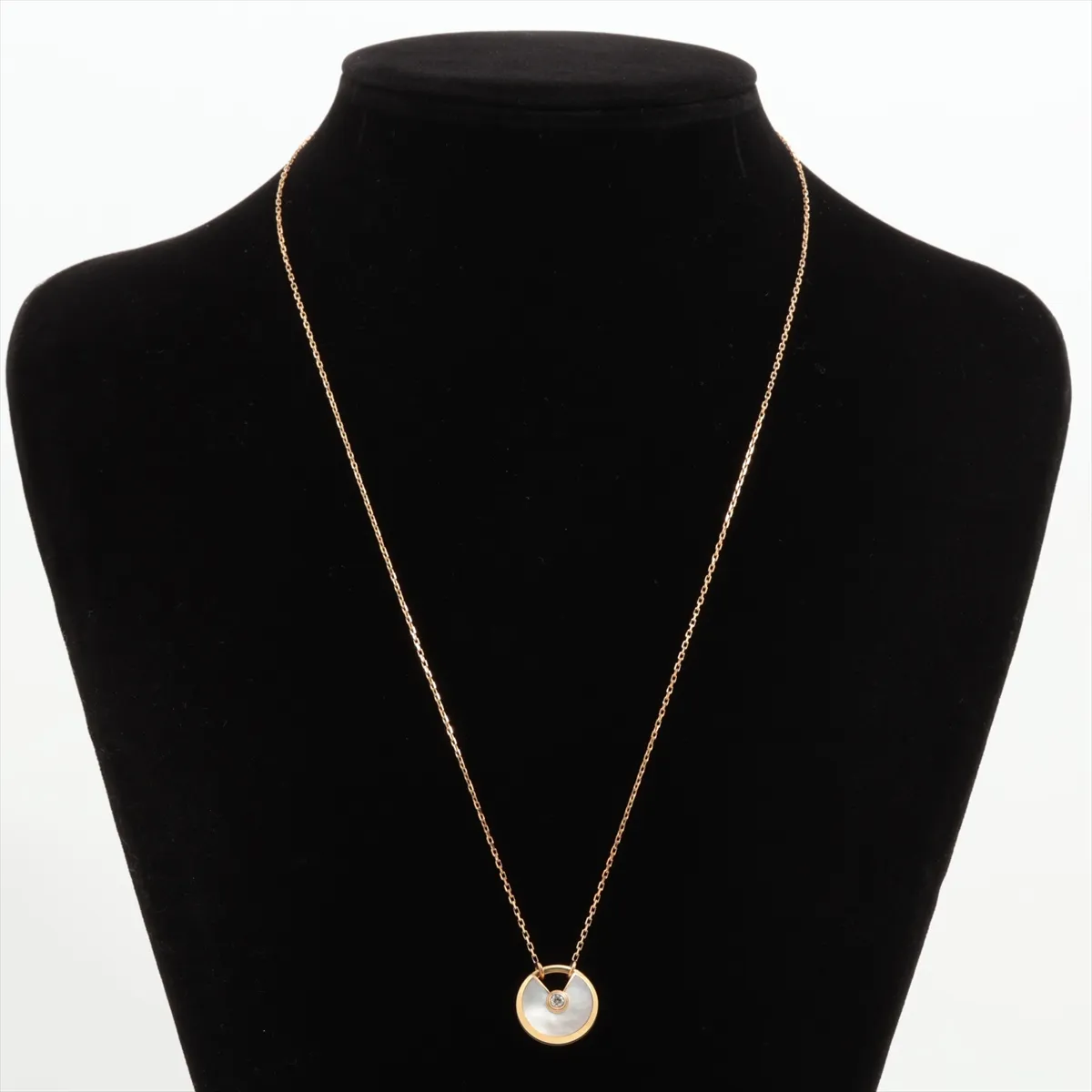 Amulette de Cartier Shell Diamond Necklace, 750 (Yellow Gold), 10.3g, EIS548, Shell cloudiness, — view 5