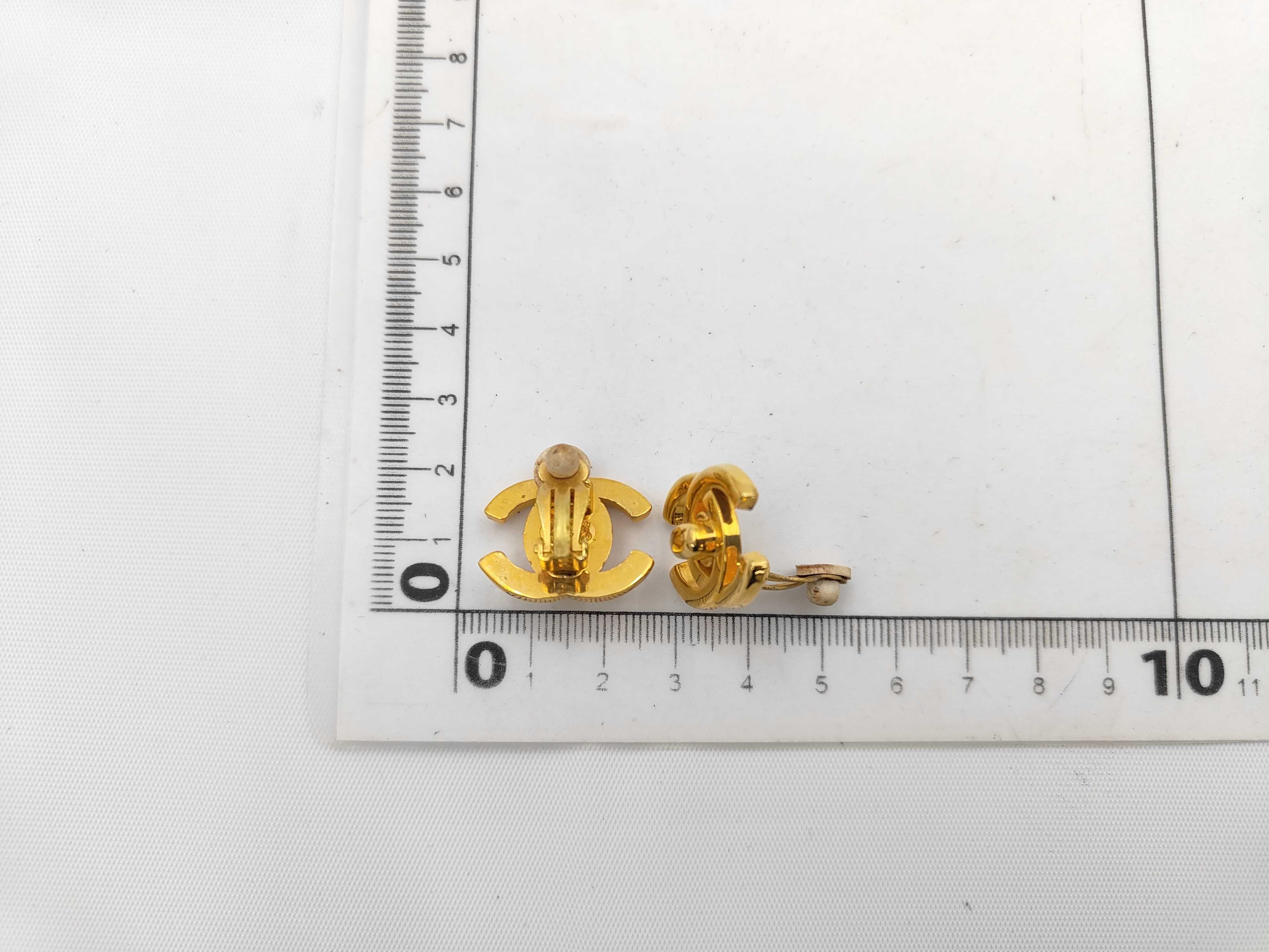 earrings with box, featuring the Coco Mark (turn-lock) design. — view 6