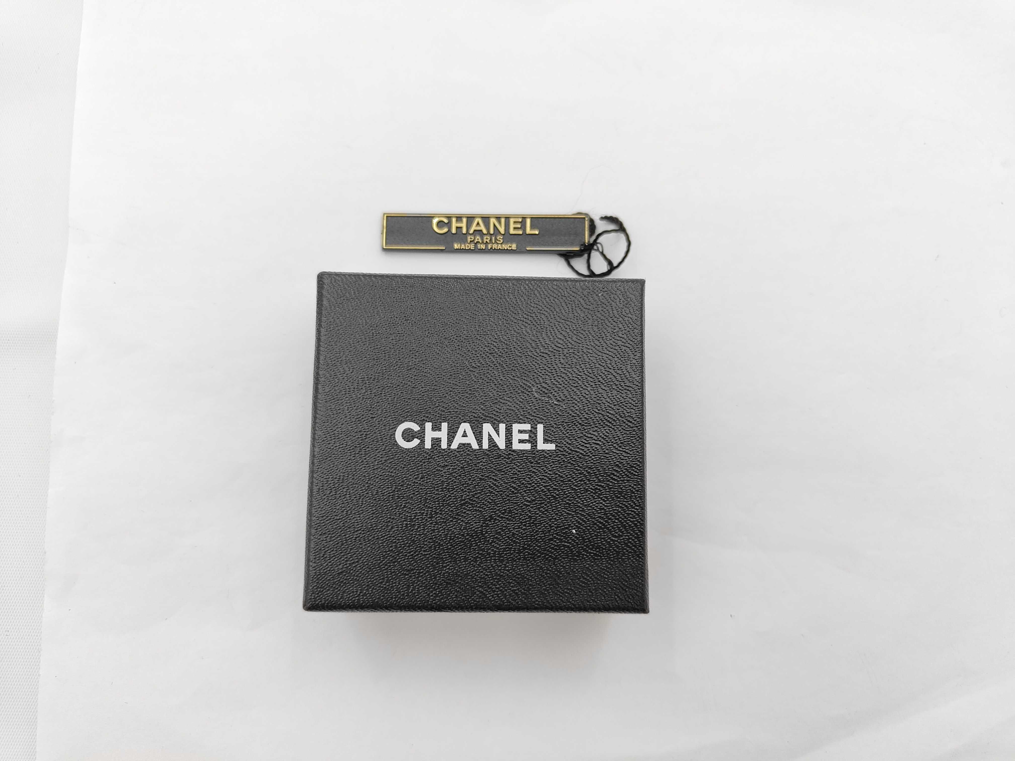 earrings with box, featuring the Coco Mark (turn-lock) design. — view 8