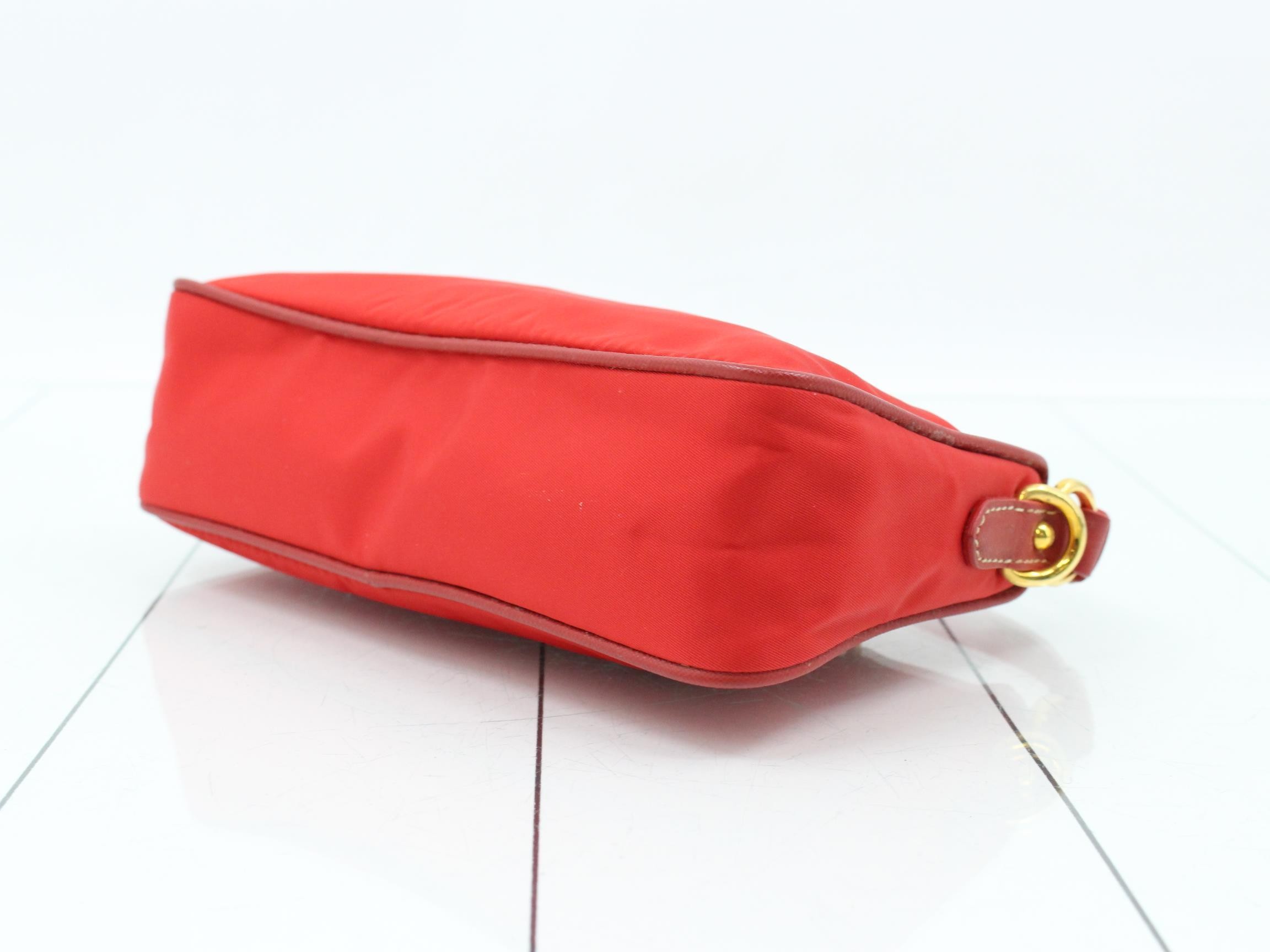 Tessuto Nylon Shoulder Bag — view 6