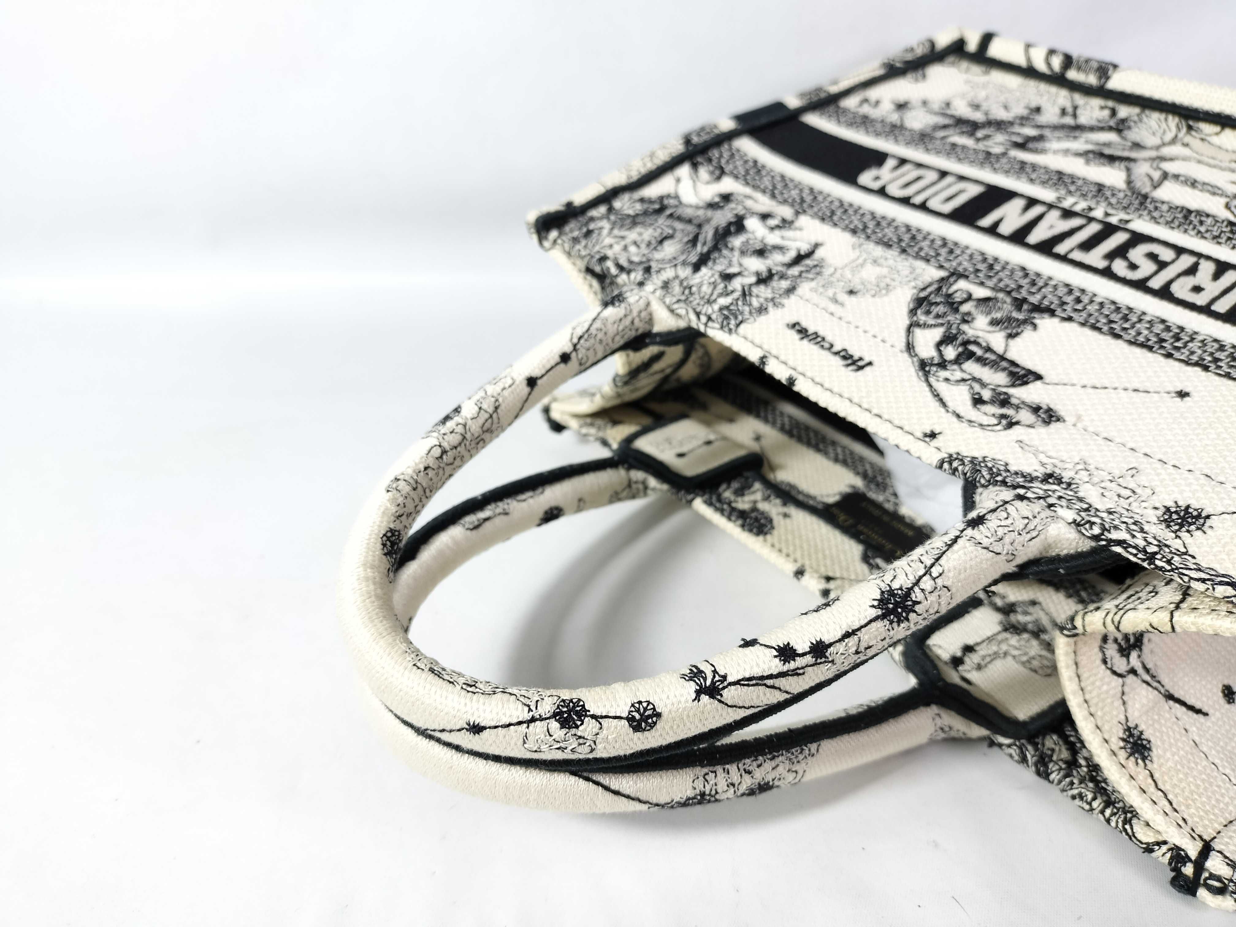 Book Tote Zodiac Small Handbag — view 3