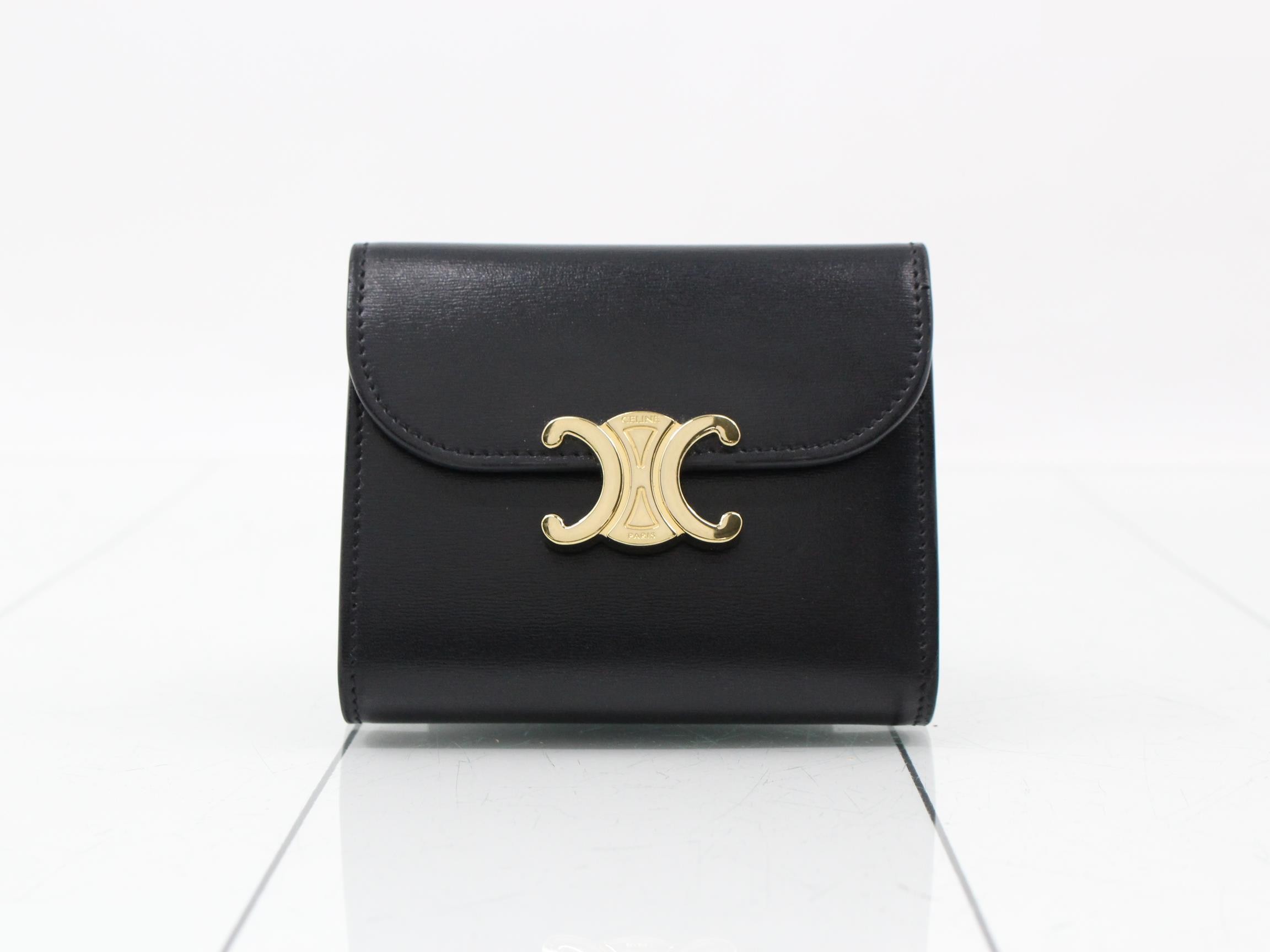 Small flap wallet, Triomphe, shiny calfskin, black, with box, dust bag, and booklet.