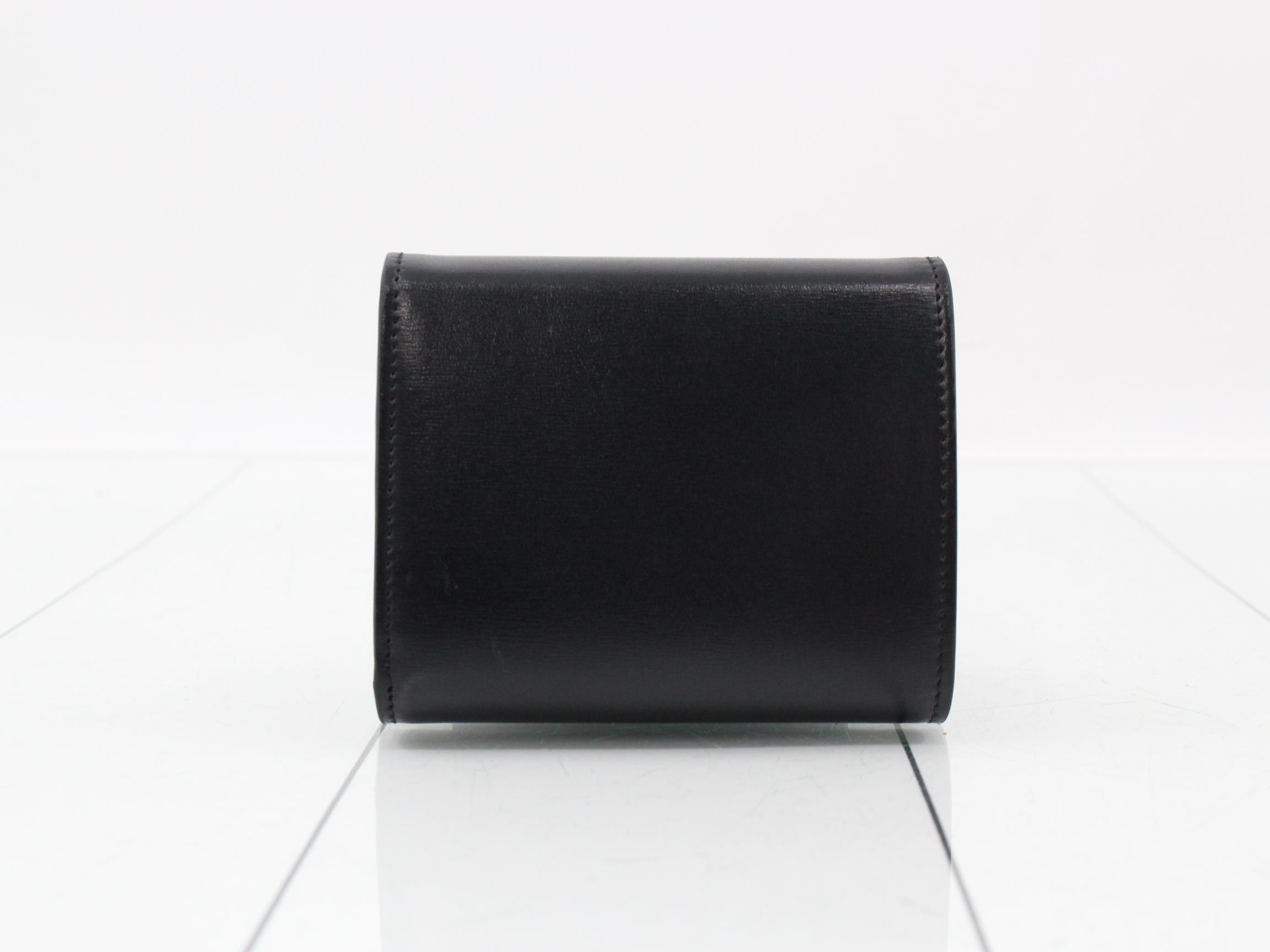 Small flap wallet, Triomphe, shiny calfskin, black, with box, dust bag, and booklet. — view 2