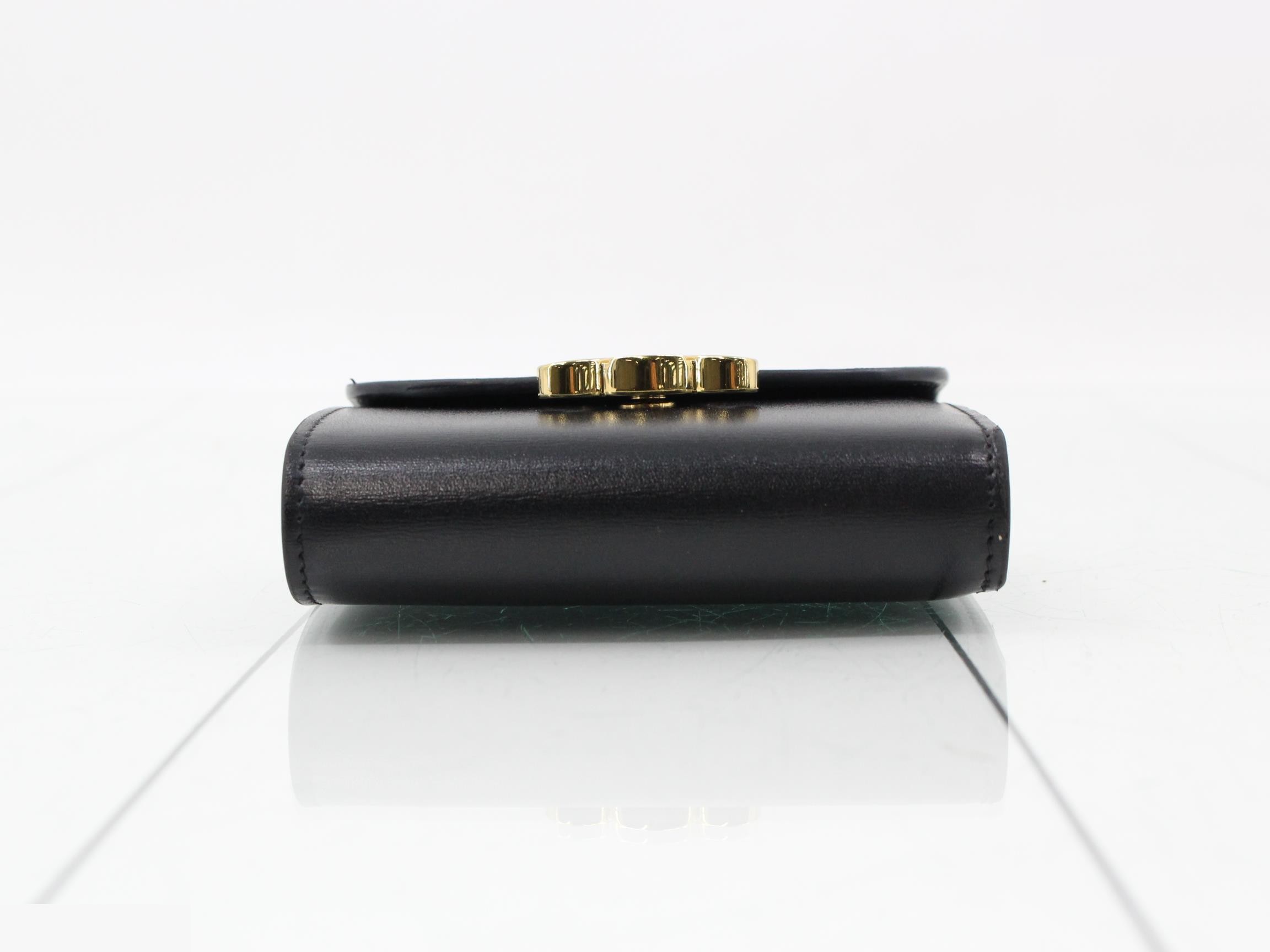 Small flap wallet, Triomphe, shiny calfskin, black, with box, dust bag, and booklet. — view 3