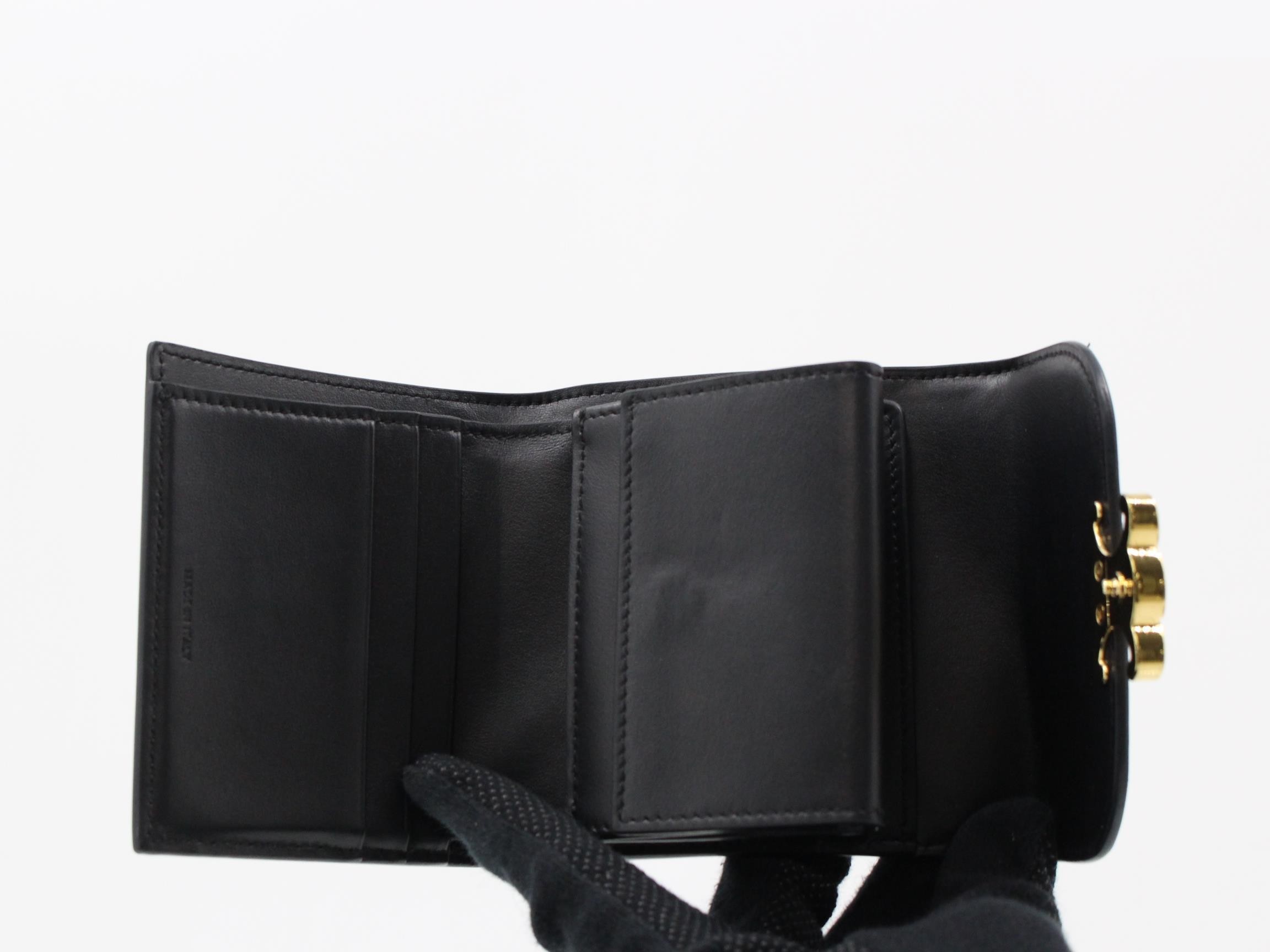 Small flap wallet, Triomphe, shiny calfskin, black, with box, dust bag, and booklet. — view 4