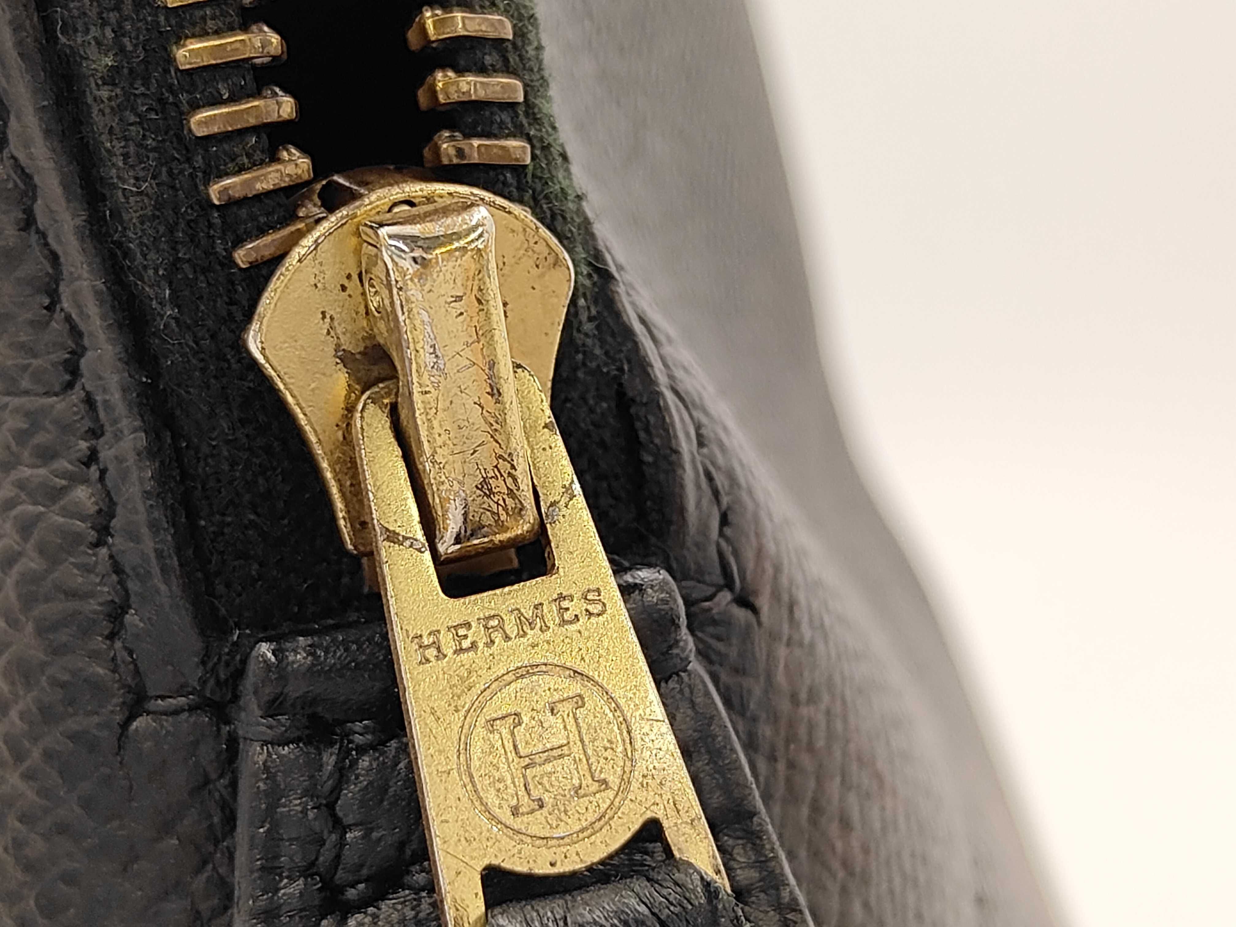 Bolide 35 Courchevel Leather Gold Hardware Handbag — view 13