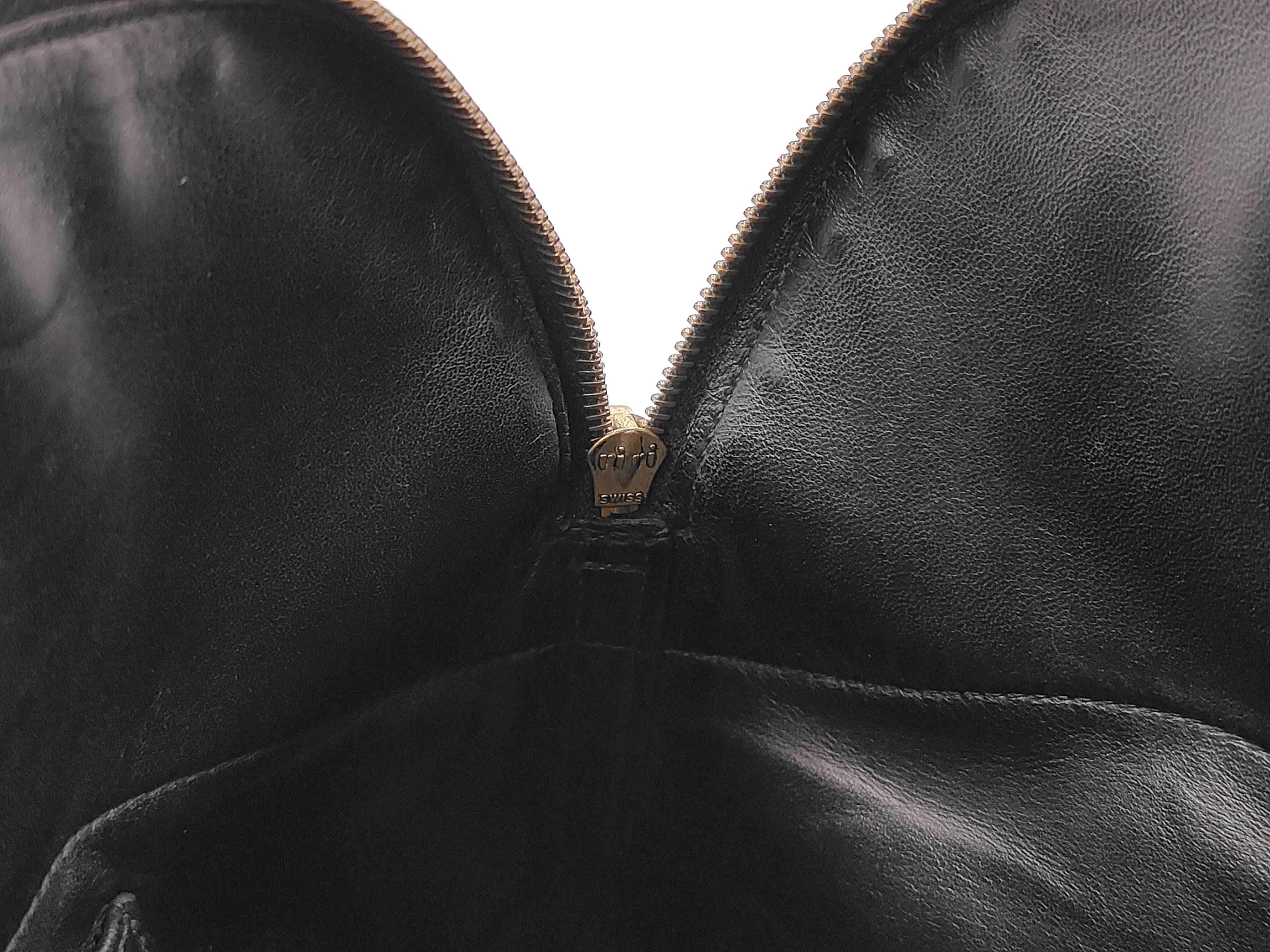 Bolide 35 Courchevel Leather Gold Hardware Handbag — view 9