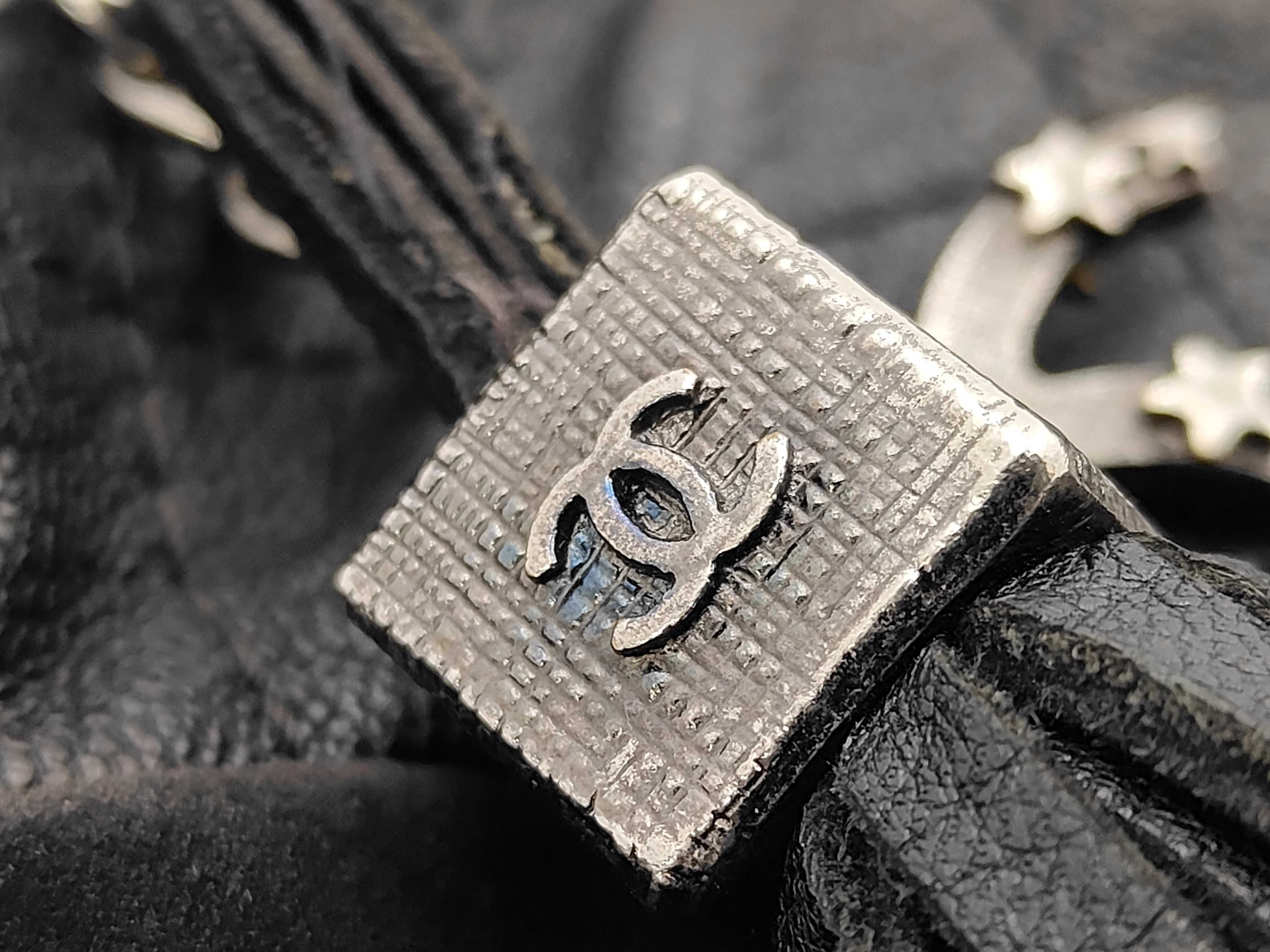Crossbody Paris Dallas Chain Lambskin Shoulder Bag — view 11