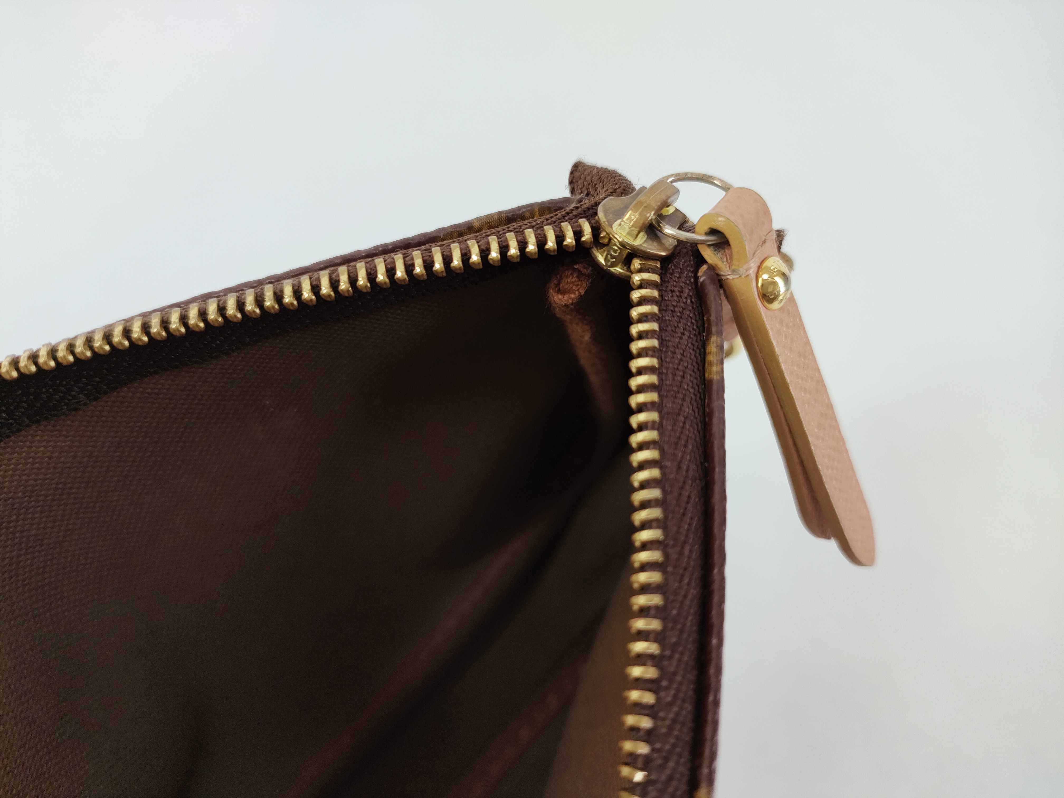 Monogram Louis Vuitton Monogram Accessory Pouch — view 10