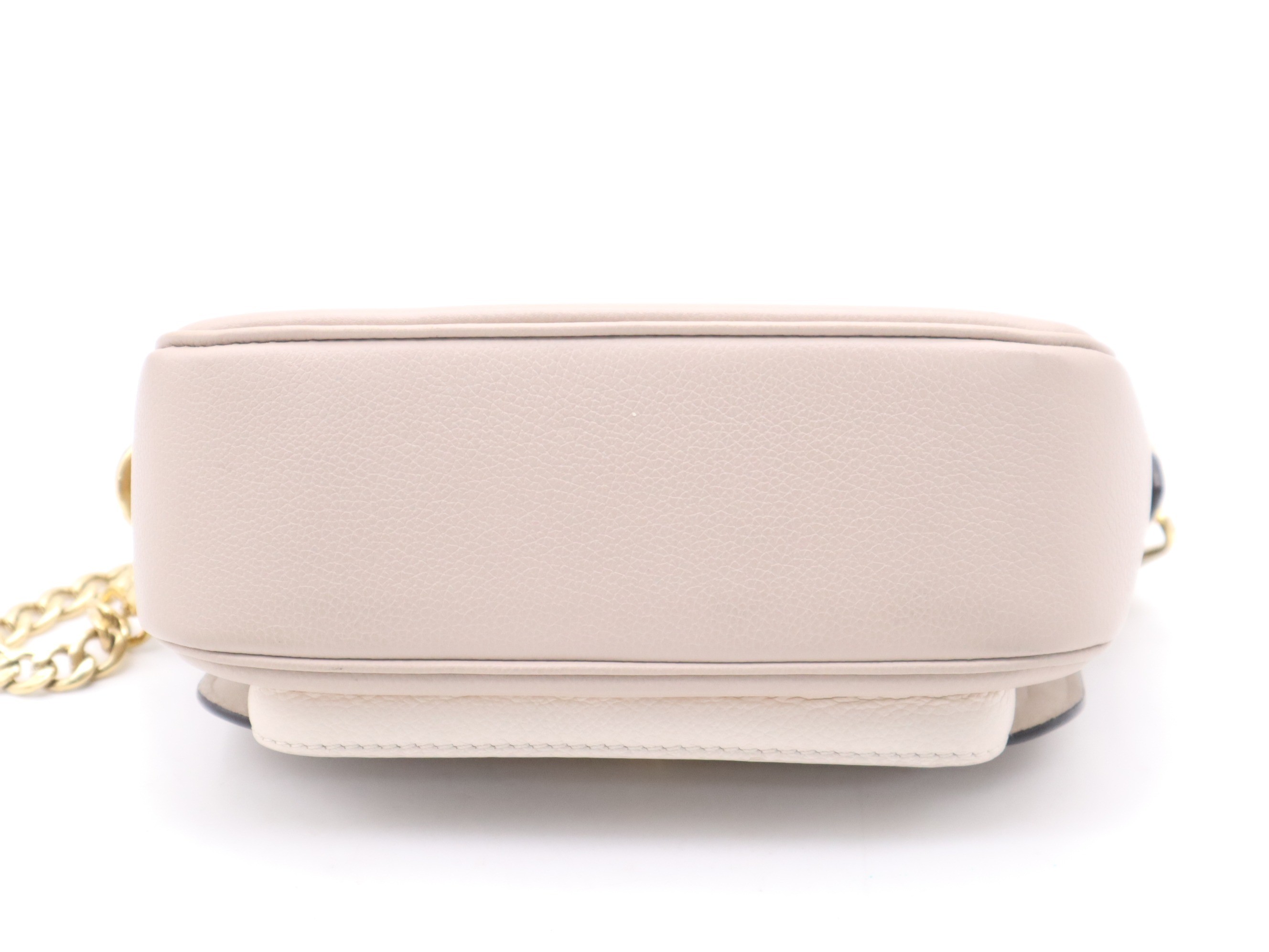 Leather Lockme Tender with shoulder strap and dust bag. — view 4