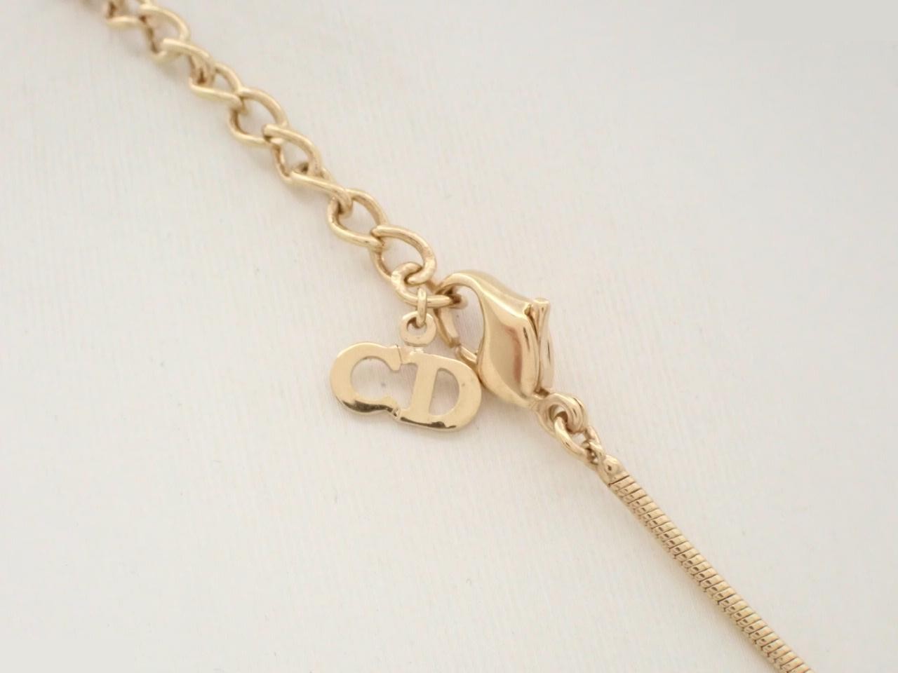 Other lines: Precious metals, necklaces, pendants — view 2