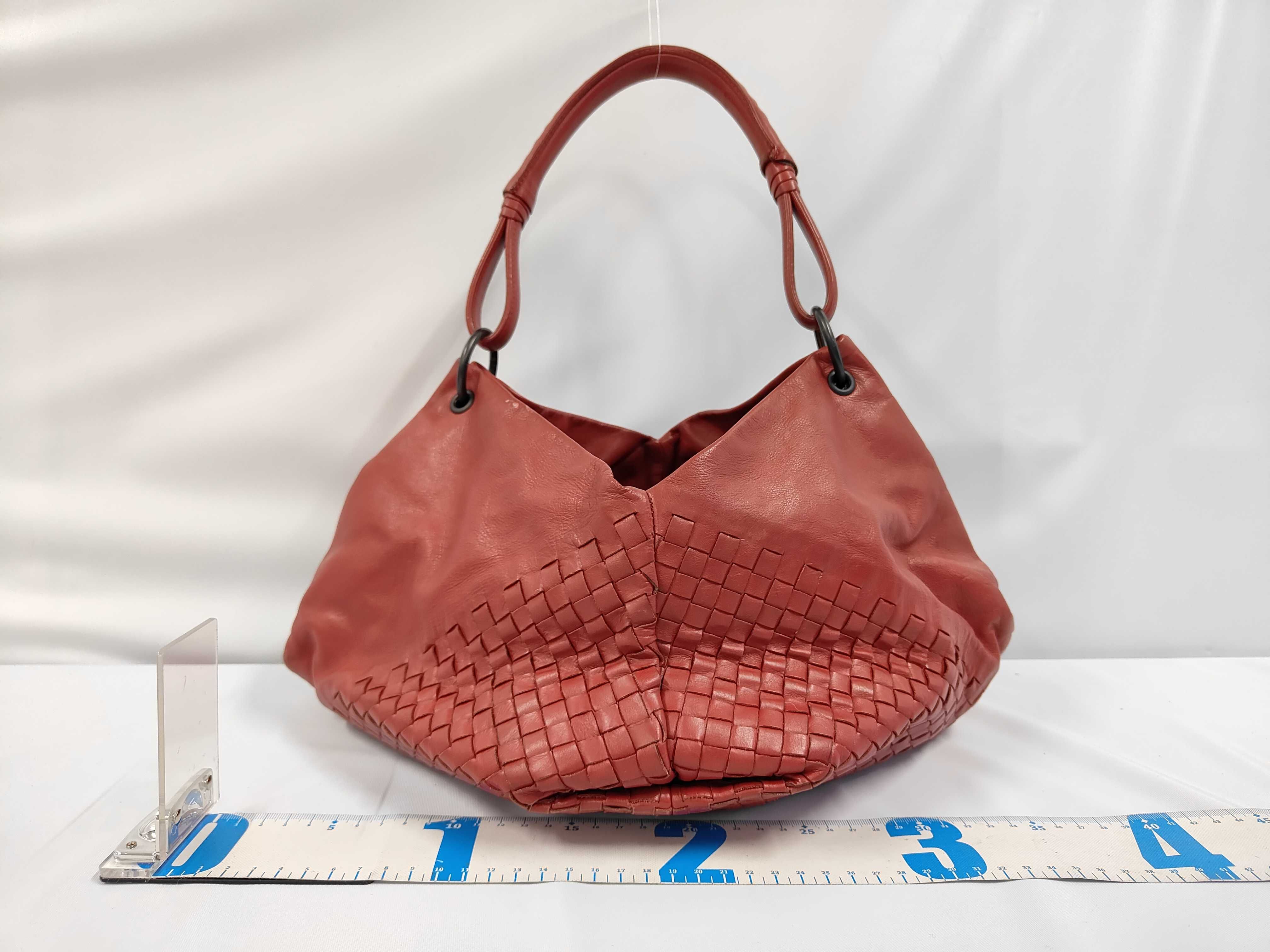 Intrecciato One-Shoulder Bag (Shoulder Bag) — view 2