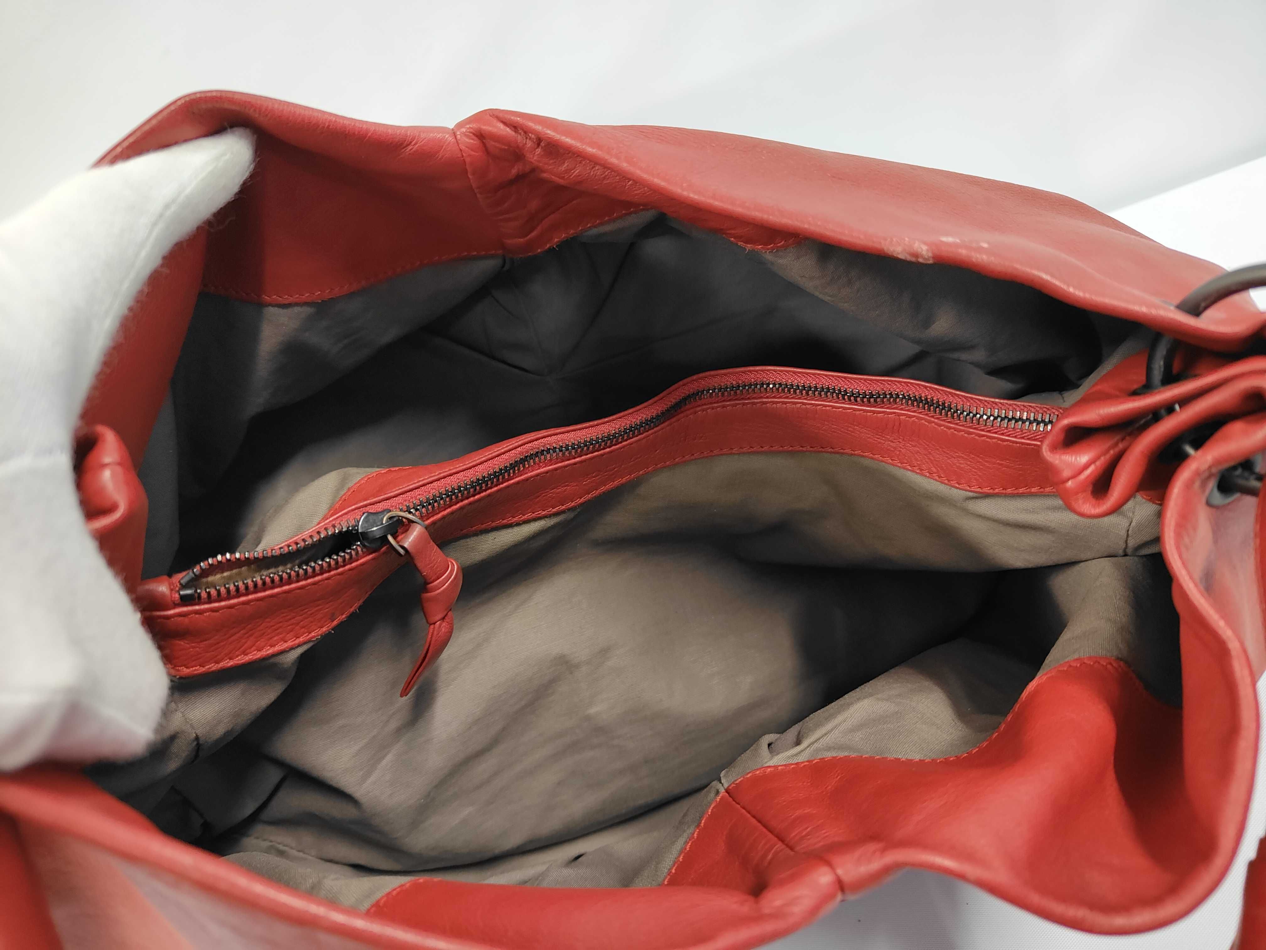 Intrecciato One-Shoulder Bag (Shoulder Bag) — view 8
