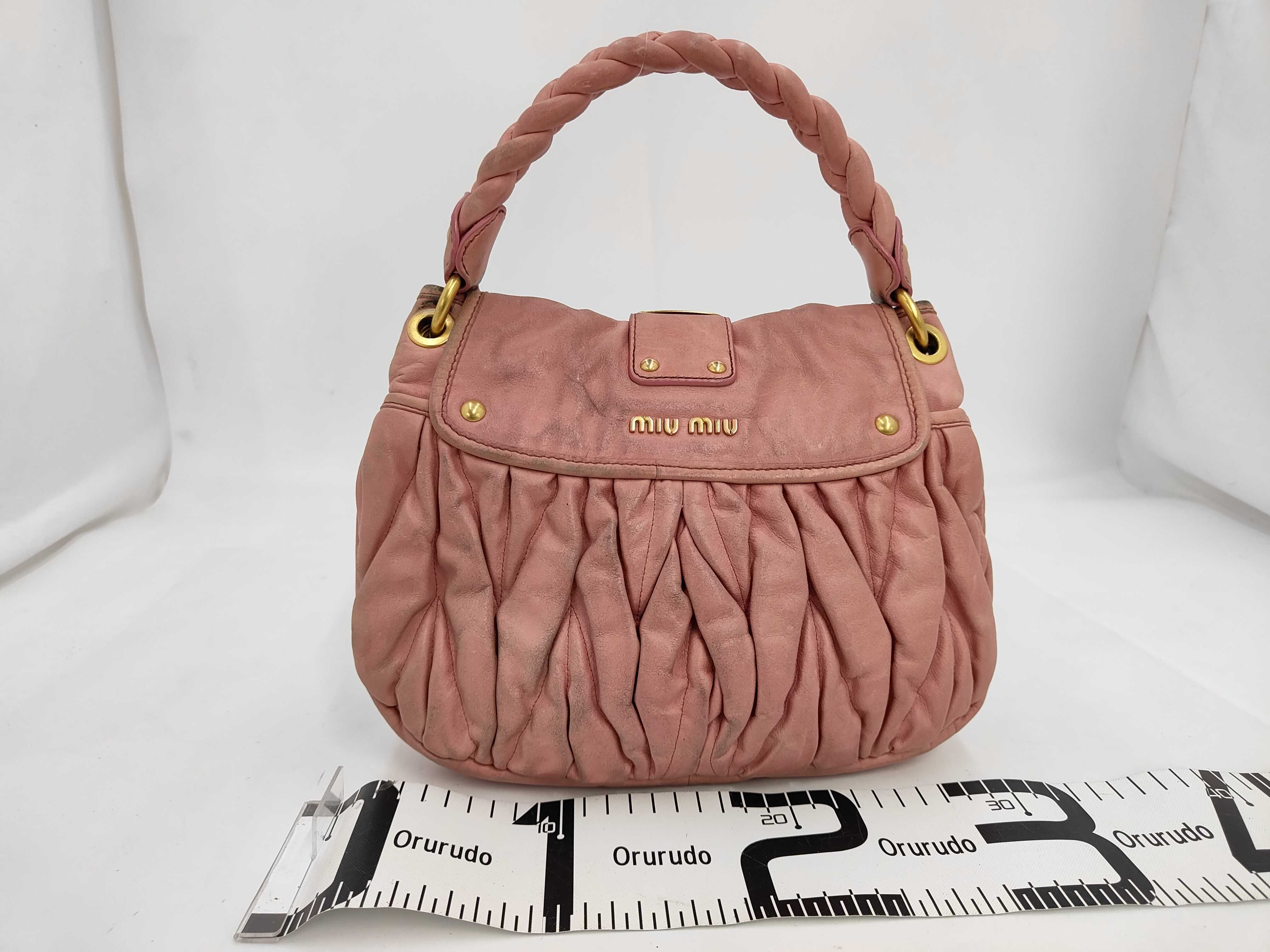 Matelassé One-Shoulder Handbag with Locking Clasp — view 2