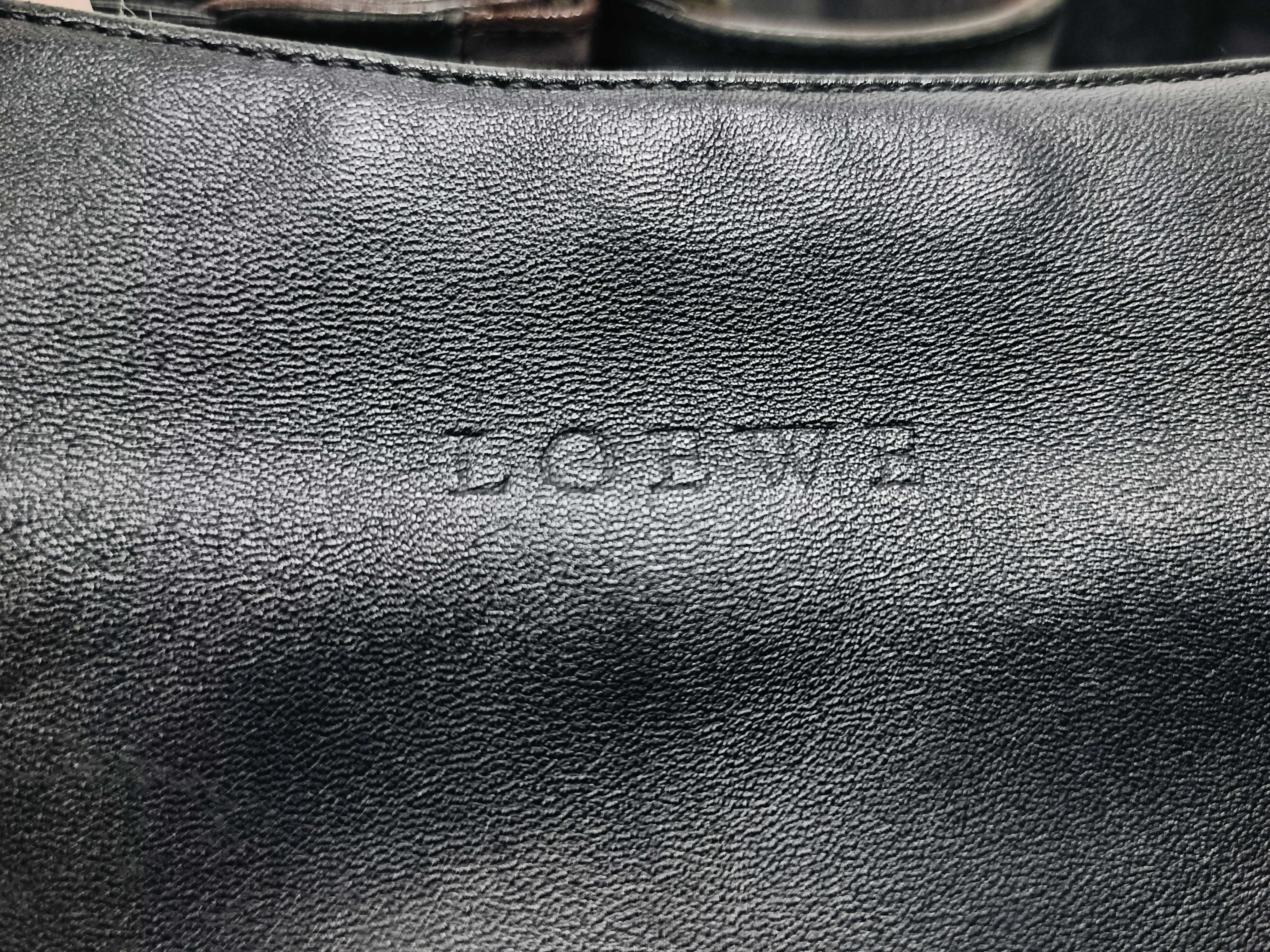Nappa Aire One-Shoulder Bag (Shoulder Bag) — view 10