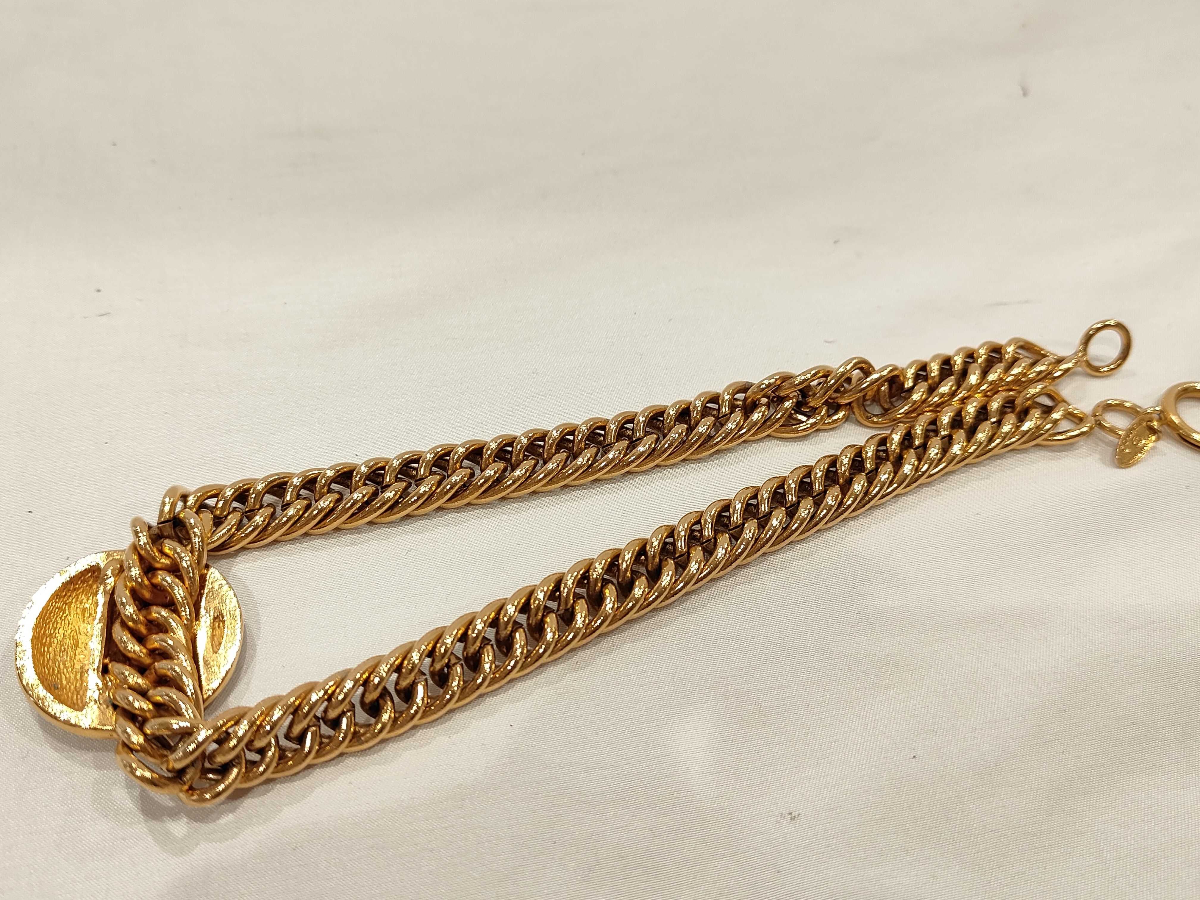 Coco Round Necklace — view 7