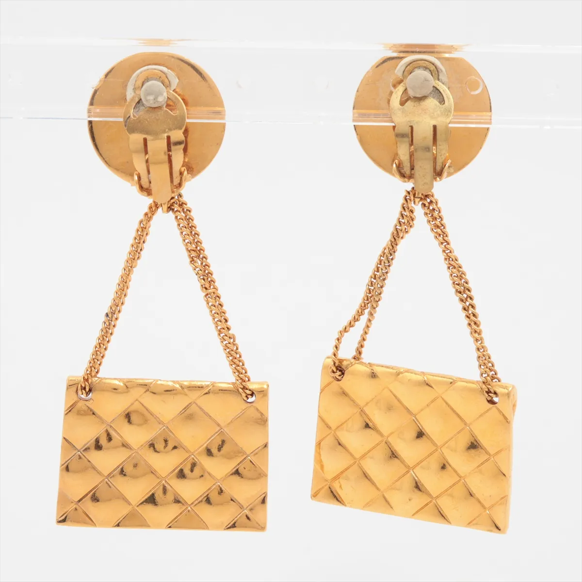 Coco Mark Matelassé 29 Earrings (Pair) GP Gold - — view 2