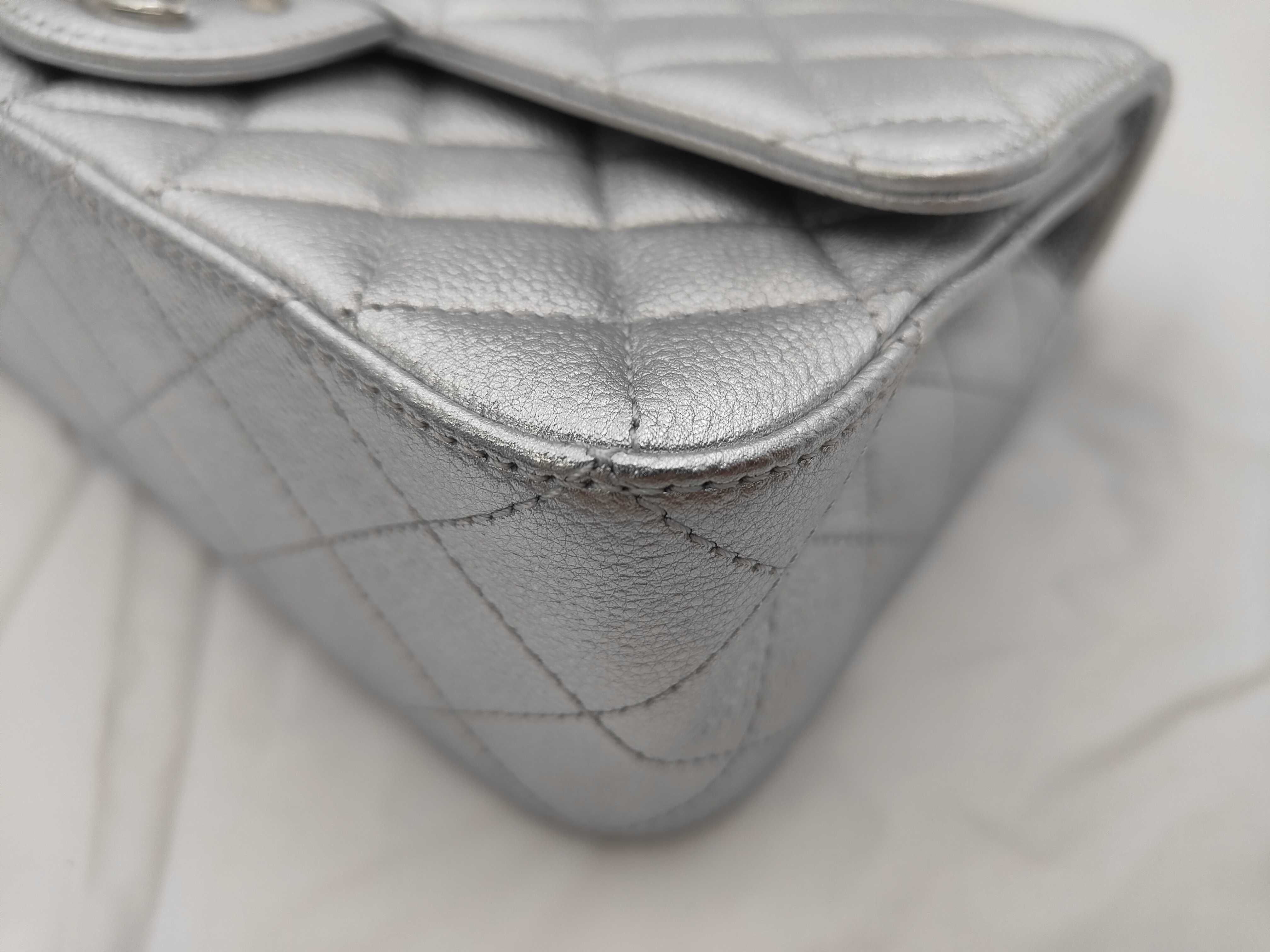 Single Flap Caviar Silver Shoulder Bag — view 6