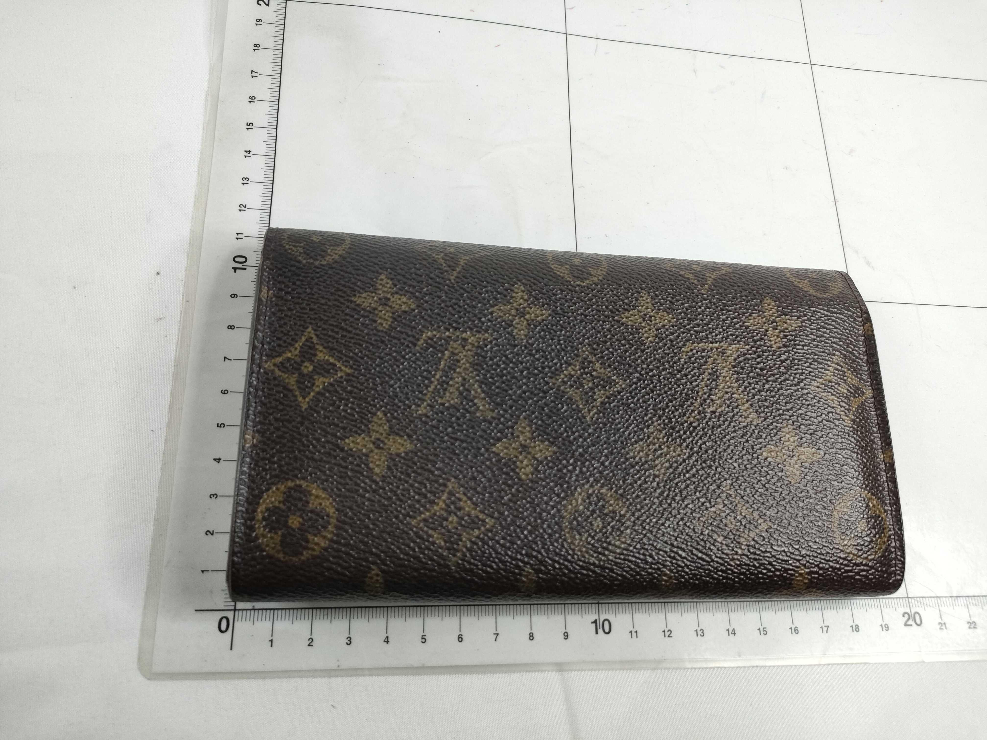 Monogram LV M61734 Long Wallet — view 2