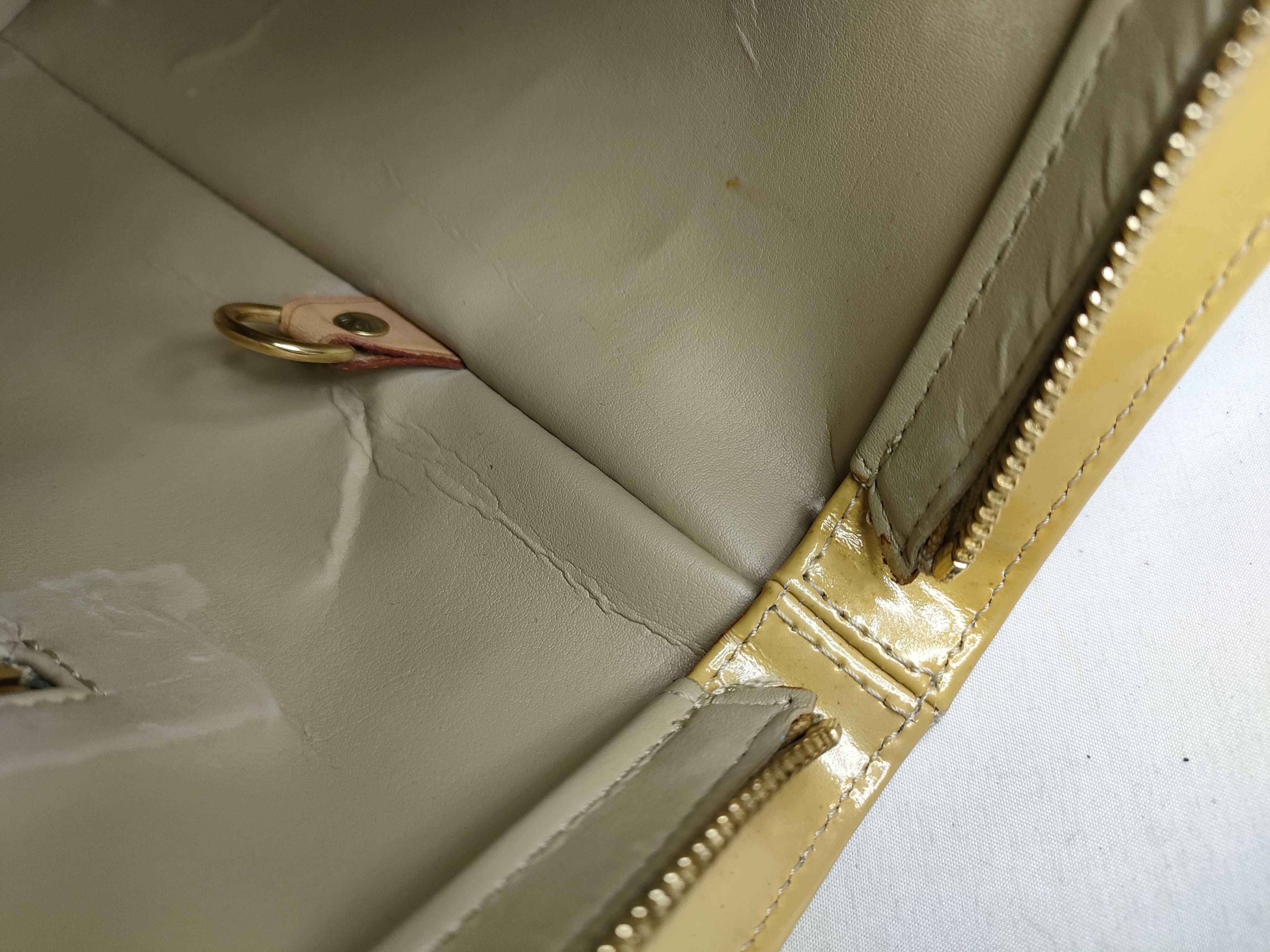 Vernis LV Vernis Houston Handbag — view 9