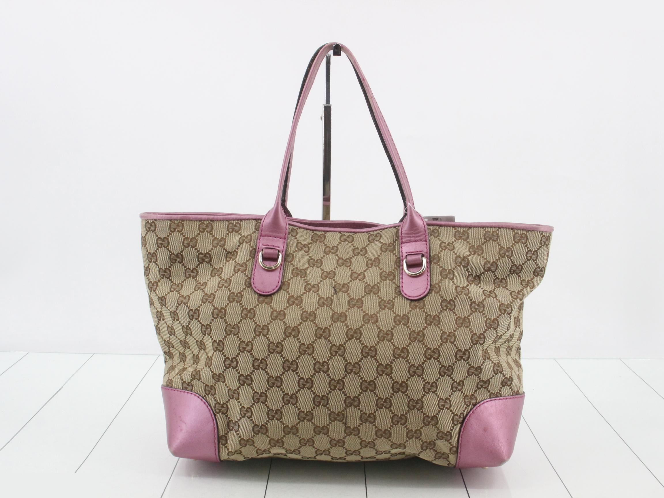 GG Canvas Heartbit Shoulder Bag — view 2