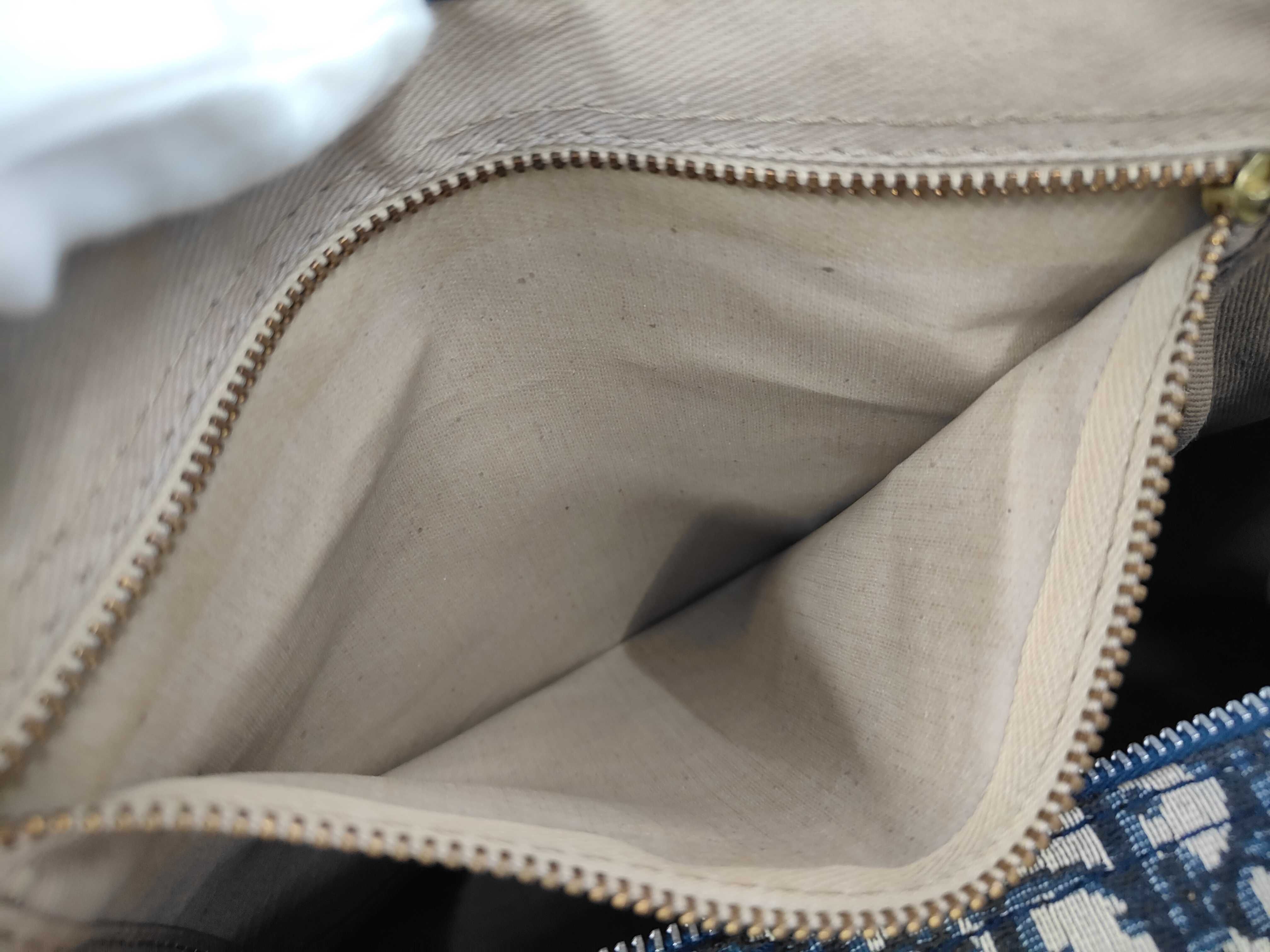 Trotter Boston Bag — view 10